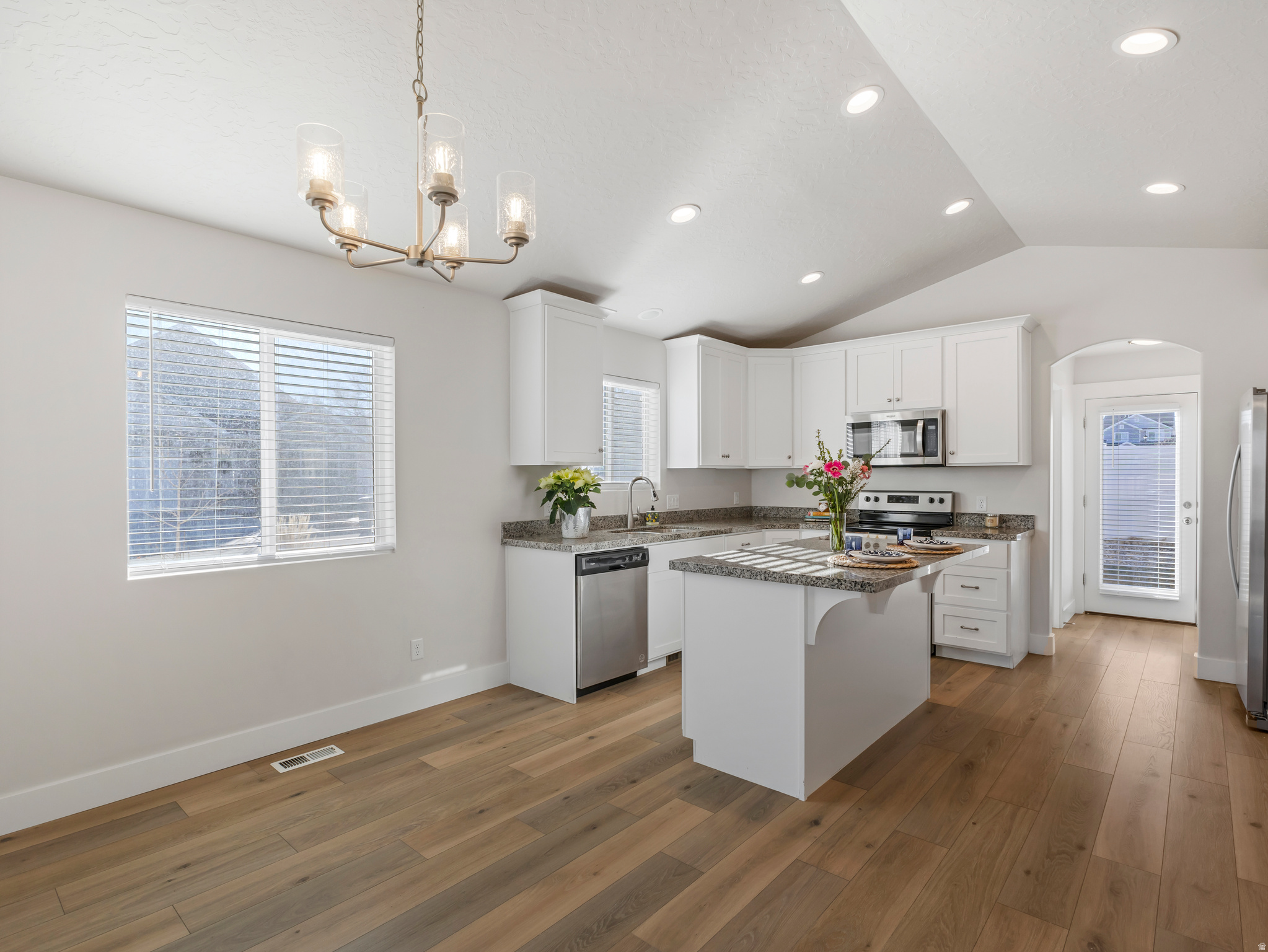 JORDAN WOODS - Residential