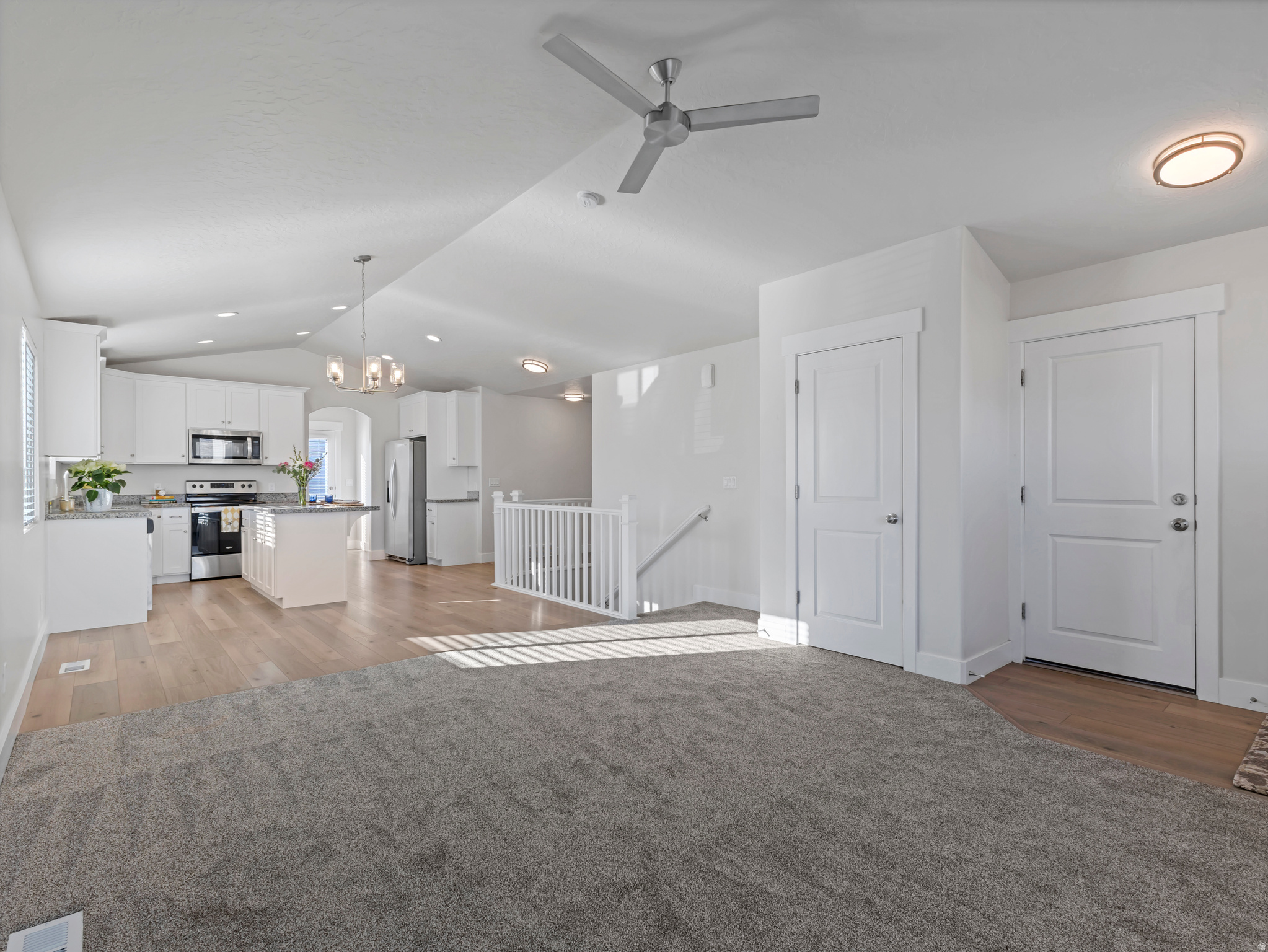 JORDAN WOODS - Residential