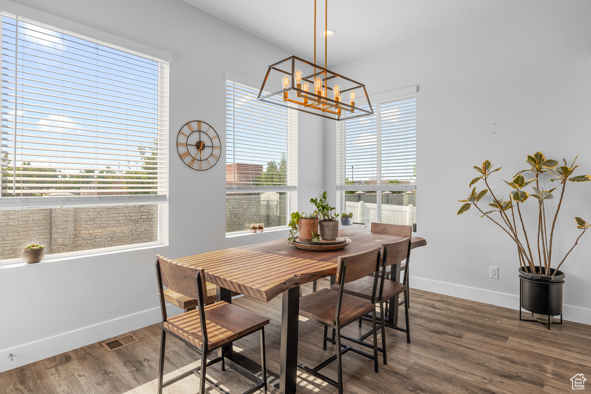 CANYON VISTA - Residential