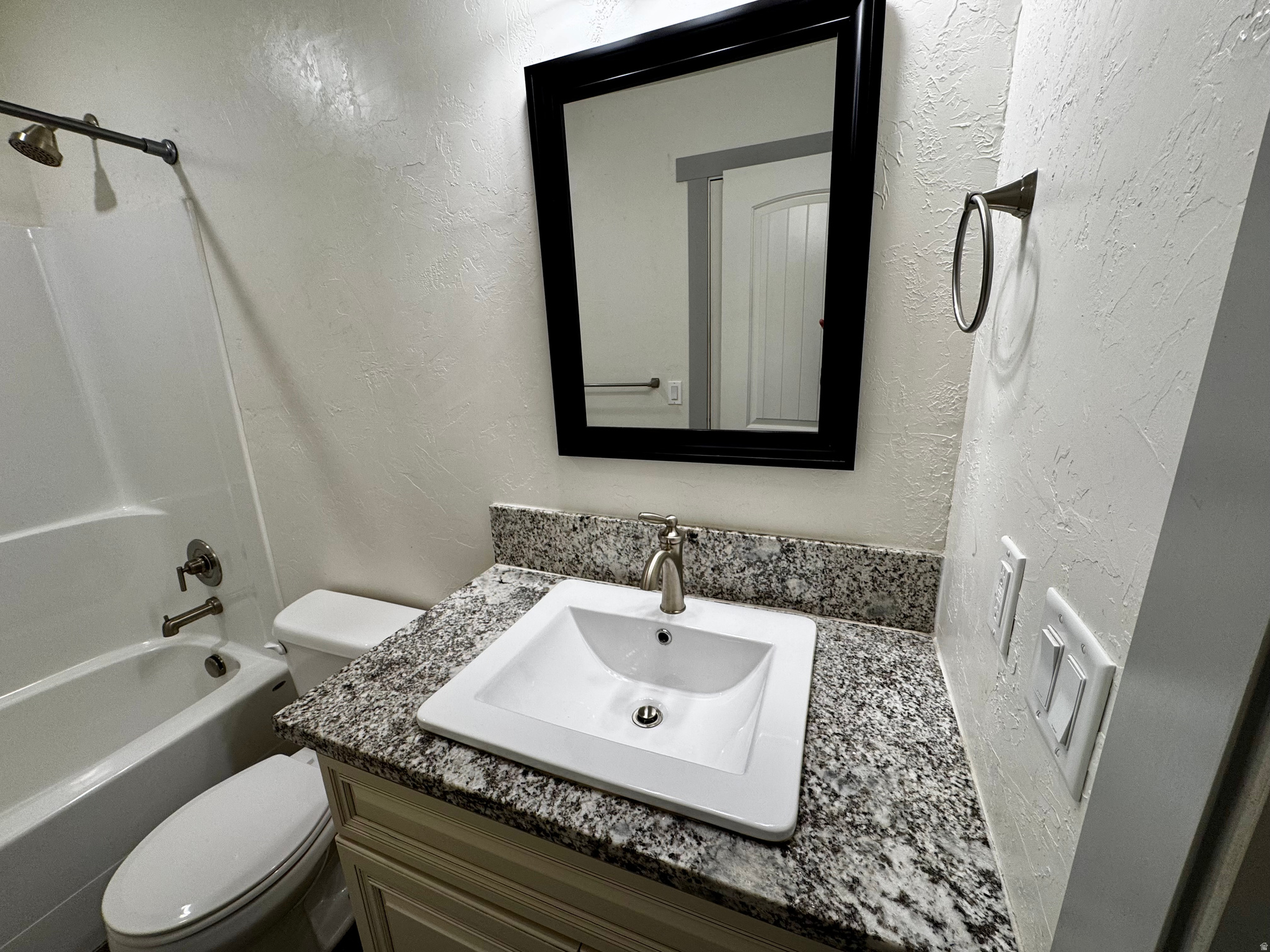 RIVER HEIGHTS - Residential