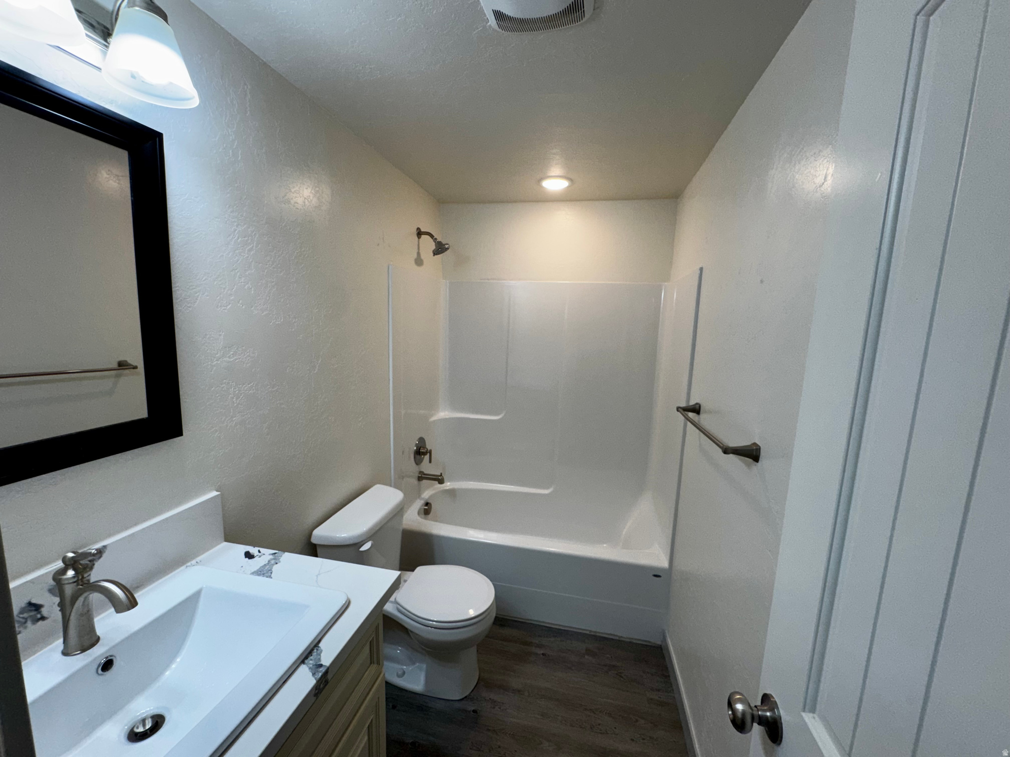 RIVER HEIGHTS - Residential