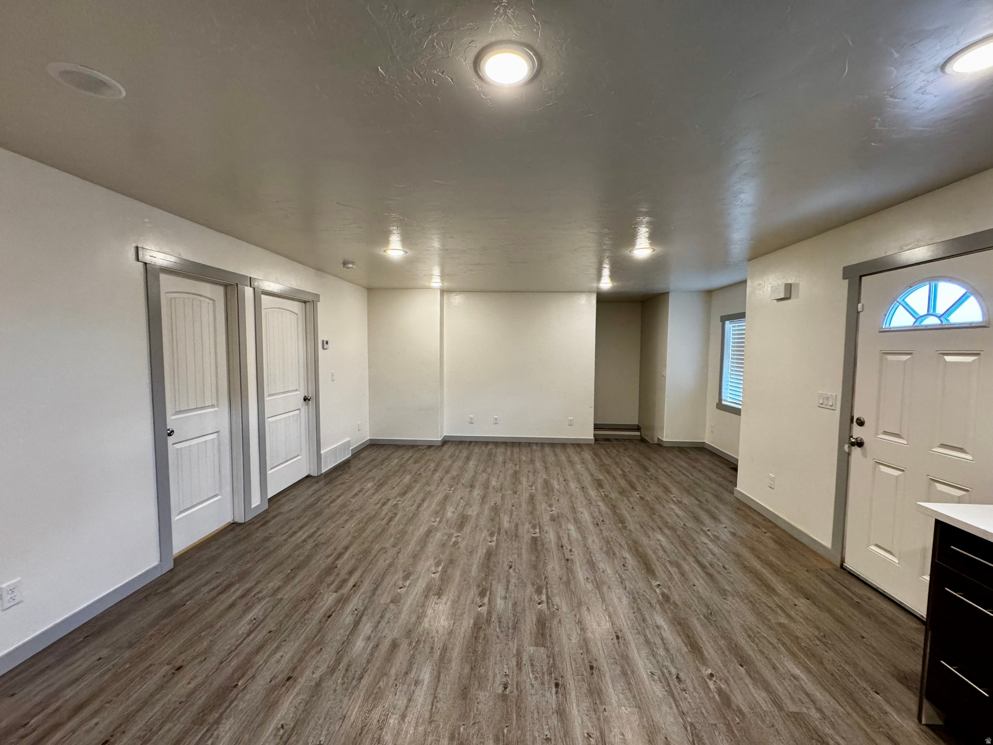 RIVER HEIGHTS - Residential