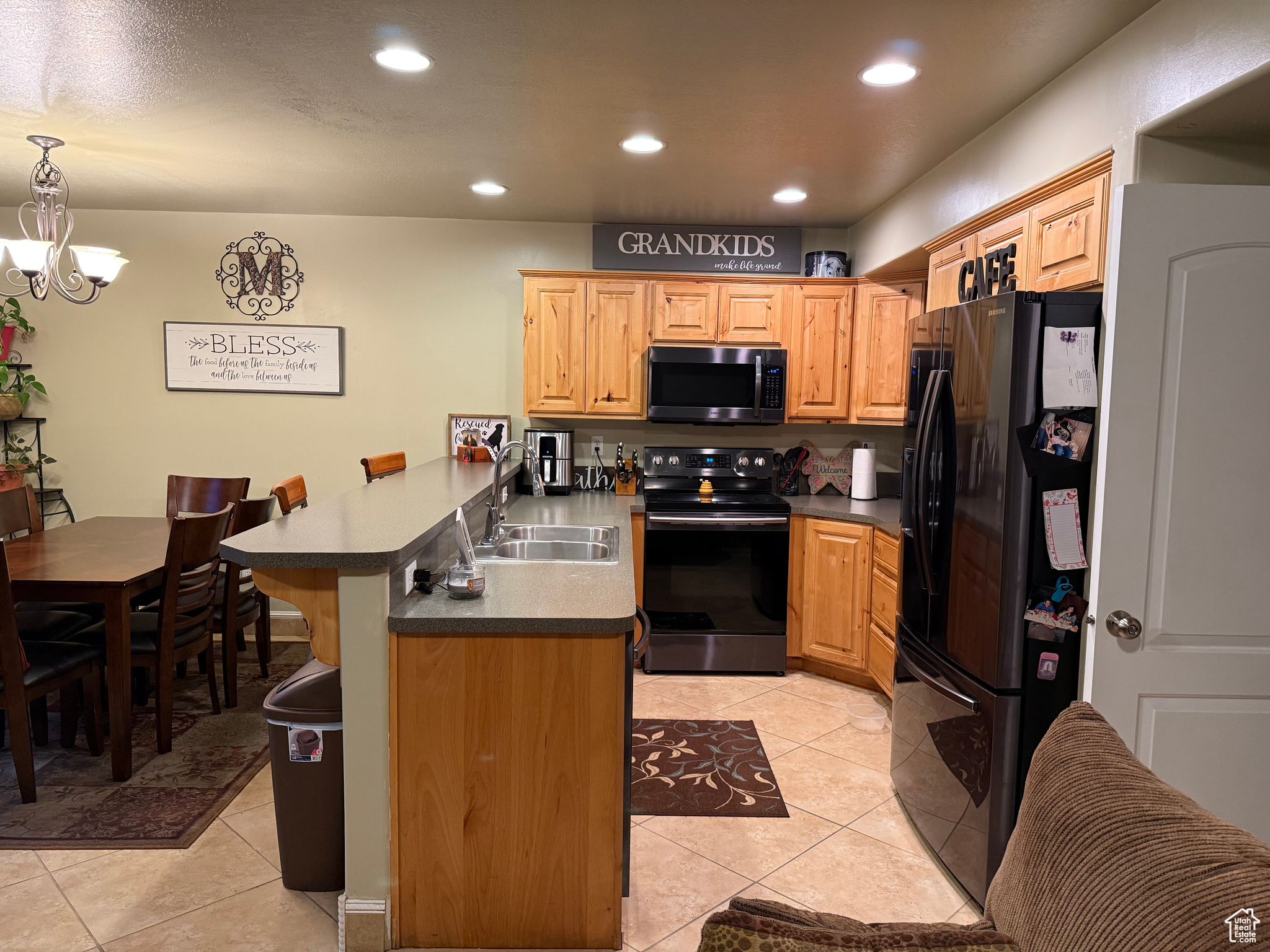 EVANS COVE AT ANTELOPE VILLAGE - Residential