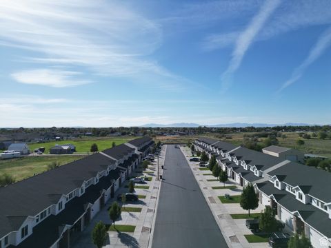 Tiny photo for 297 E 1500 N, Harrisville, UT 84404 (MLS # 2115783)