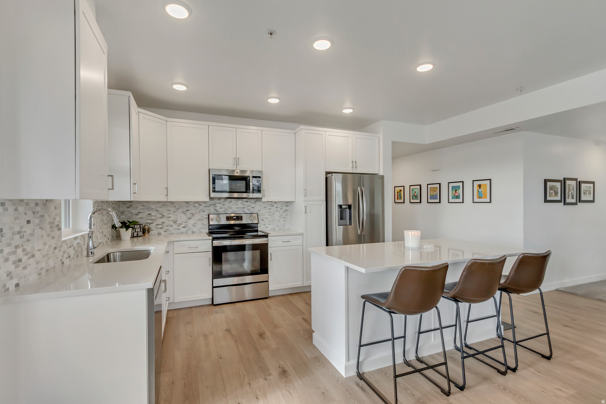 JORDAN HEIGHTS - Residential