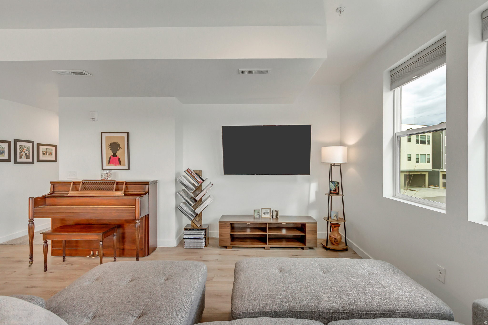 JORDAN HEIGHTS - Residential