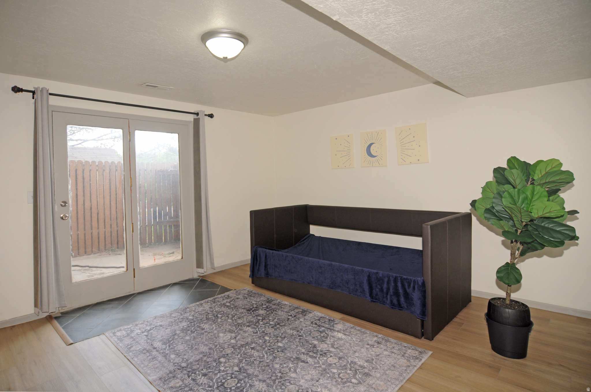 CANYON TERRACE - Residential