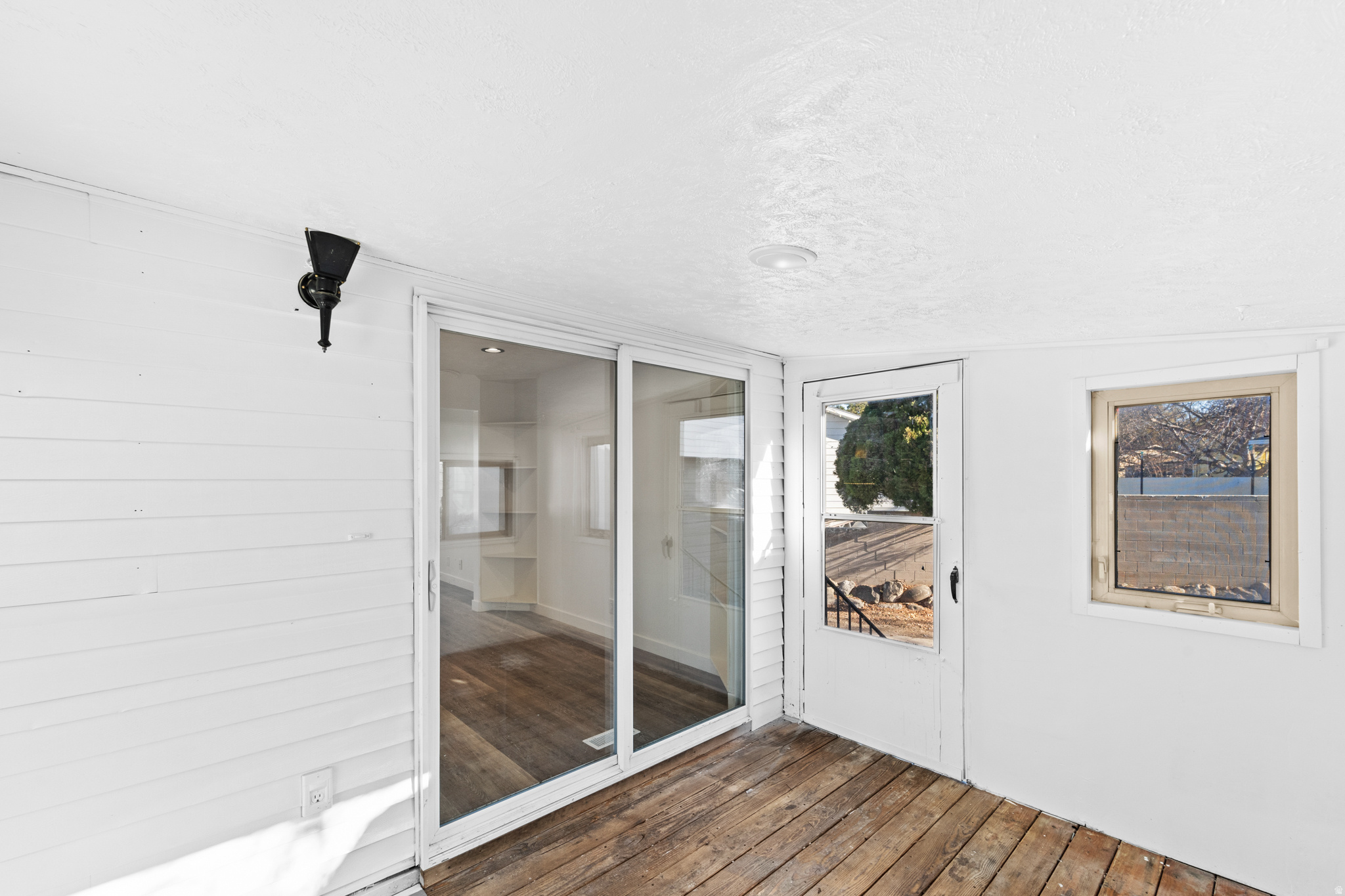 ROYAL WEST - Residential