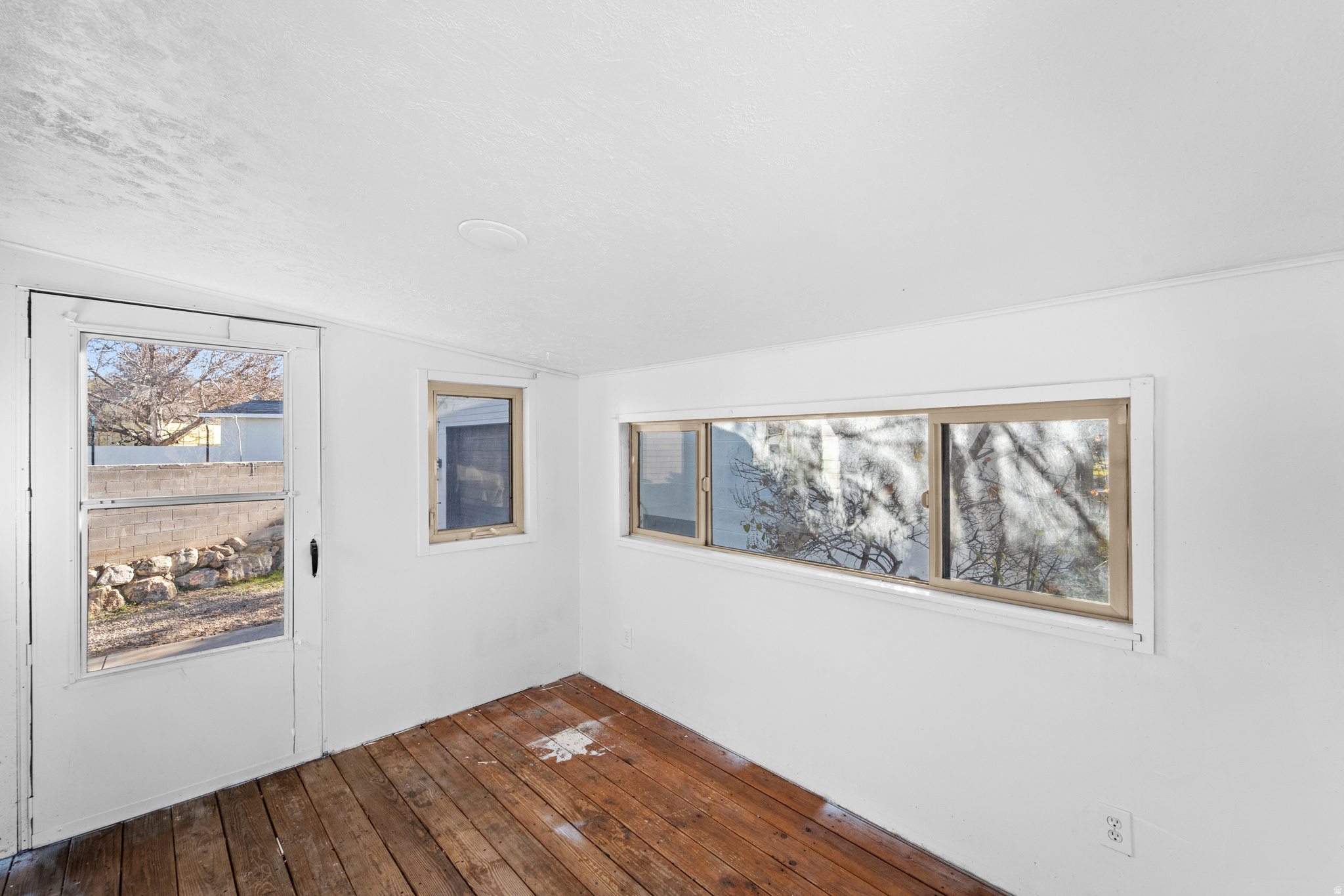 ROYAL WEST - Residential