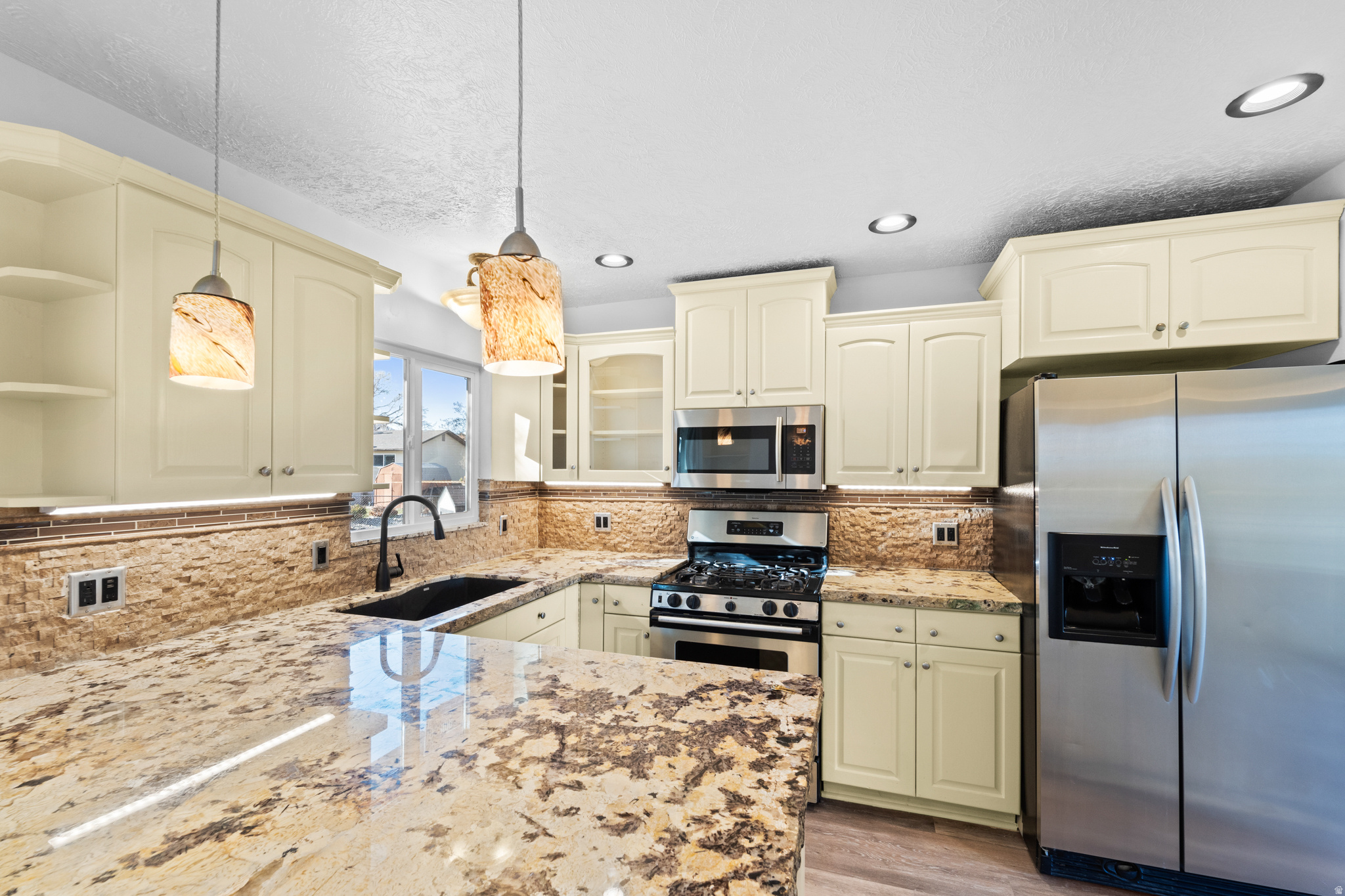 ROYAL WEST - Residential