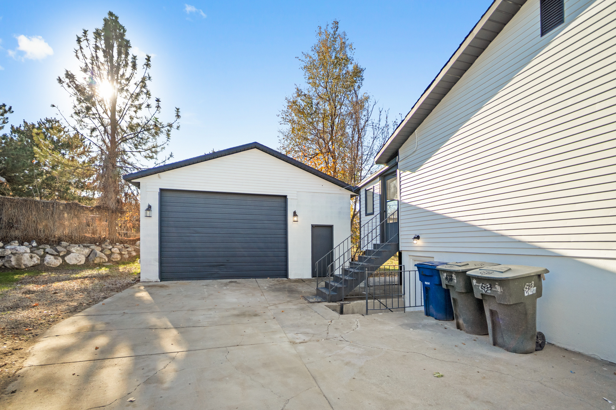 ROYAL WEST - Residential