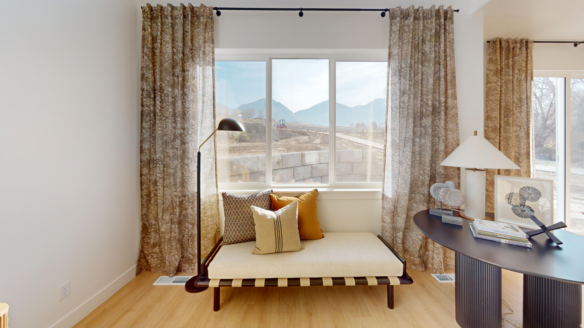 MOONLIGHT VILLAGE - Residential