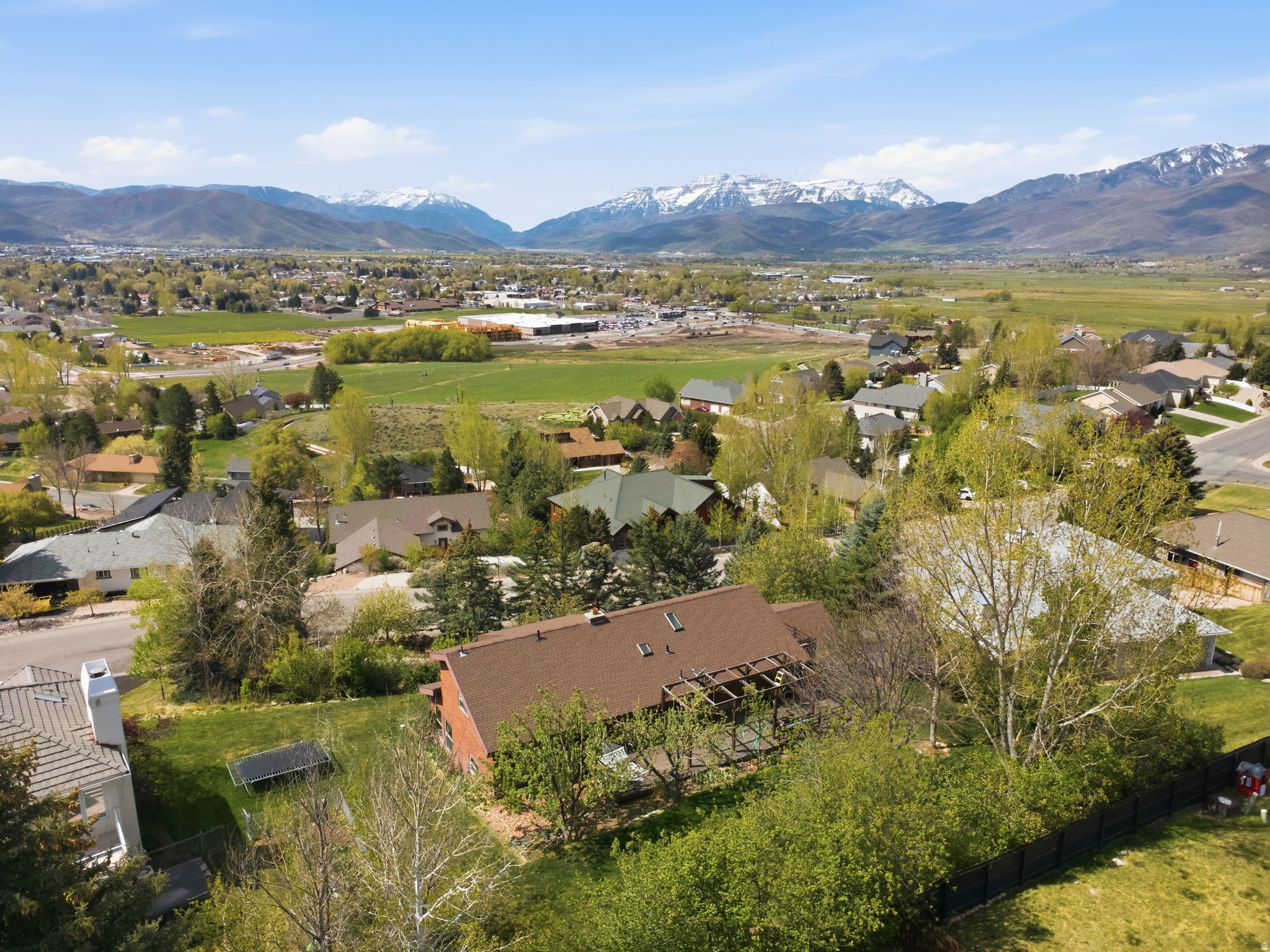 VALLEY HILLS - Residential