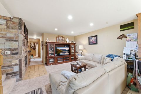 Tiny photo for 661 E RIDGE DR N, Heber City, UT 84032 (MLS # 2153612)
