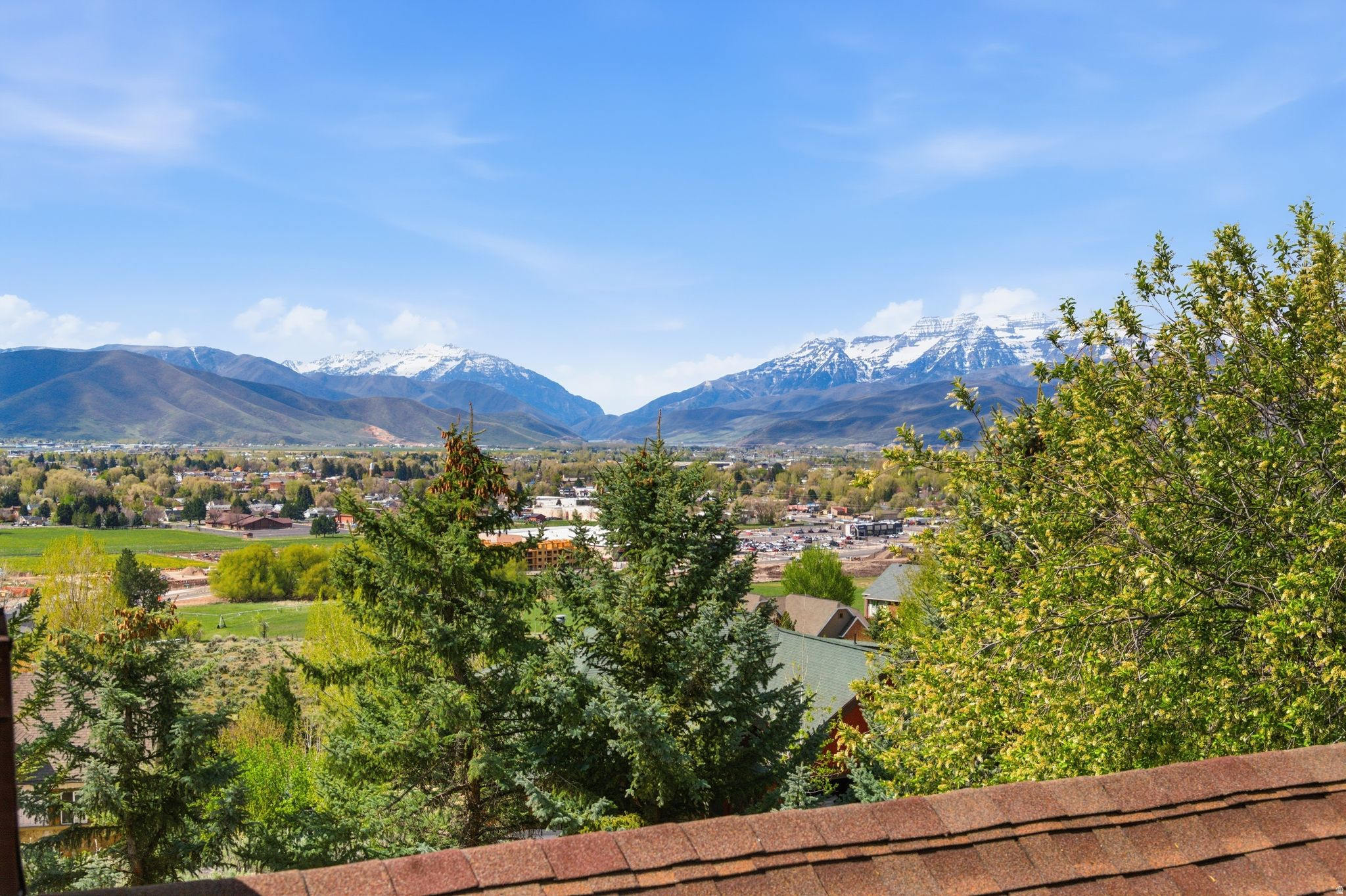 VALLEY HILLS - Residential