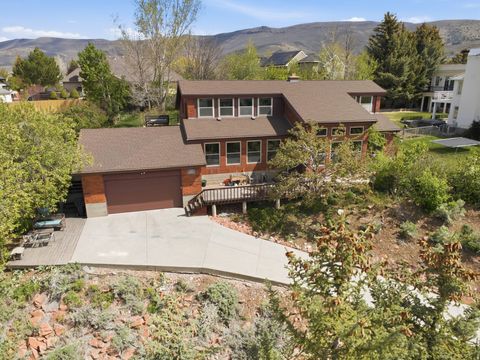 Photo of 661 E RIDGE DR N, Heber City, UT 84032 (MLS # 2153612)