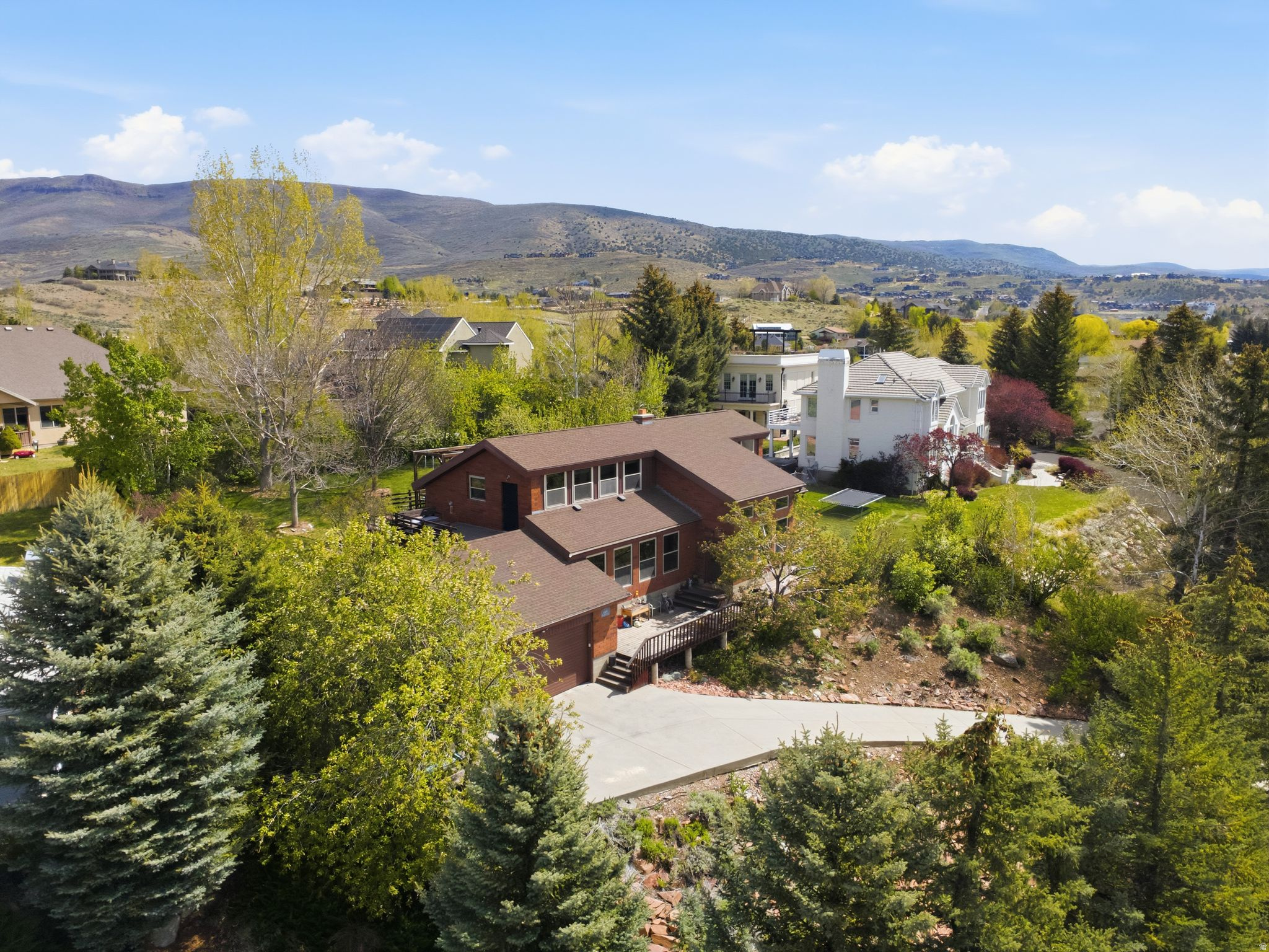 VALLEY HILLS - Residential