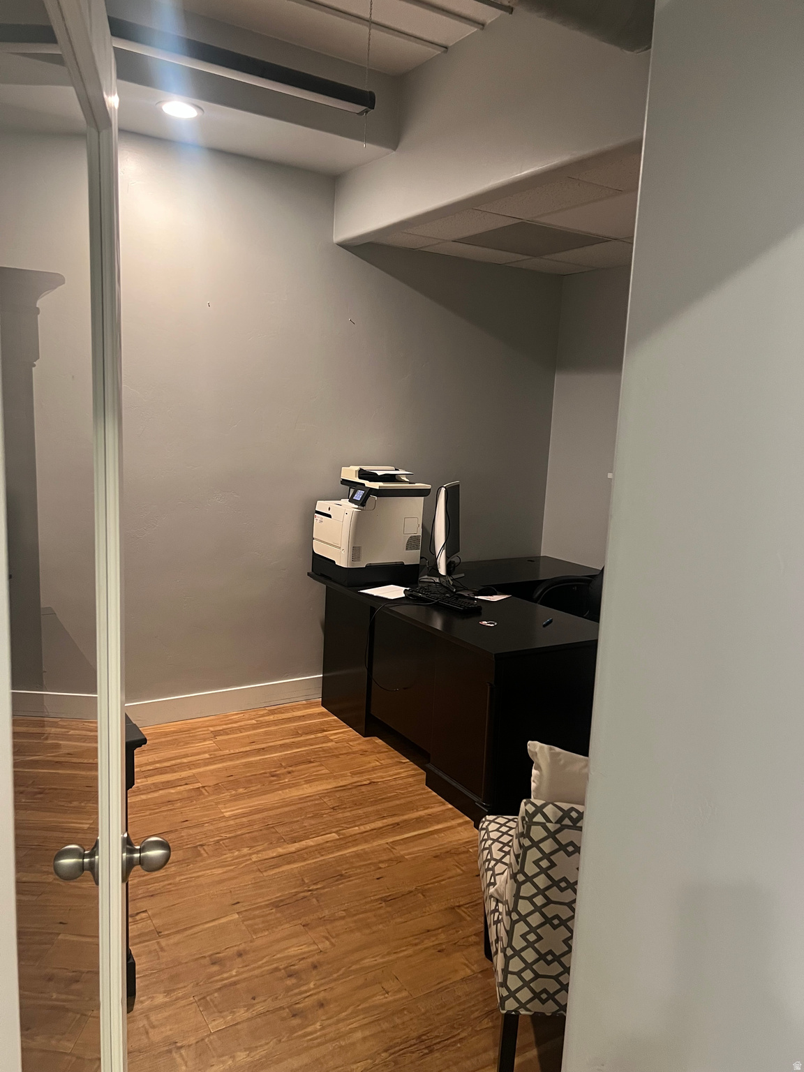 REED PLAZA - Commercial Lease