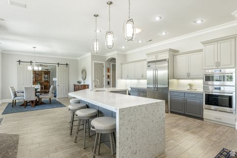 Tiny photo for 24 N EMERAUD DR, Saint George, UT 84770 (MLS # 2115145)