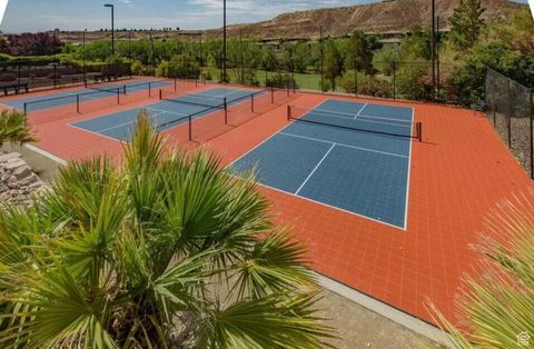 Tiny photo for 24 N EMERAUD DR, Saint George, UT 84770 (MLS # 2115145)