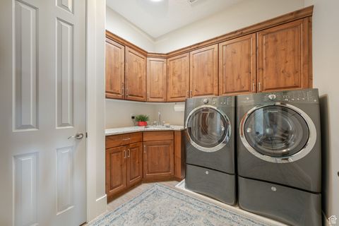 Tiny photo for 24 N EMERAUD DR, Saint George, UT 84770 (MLS # 2115145)