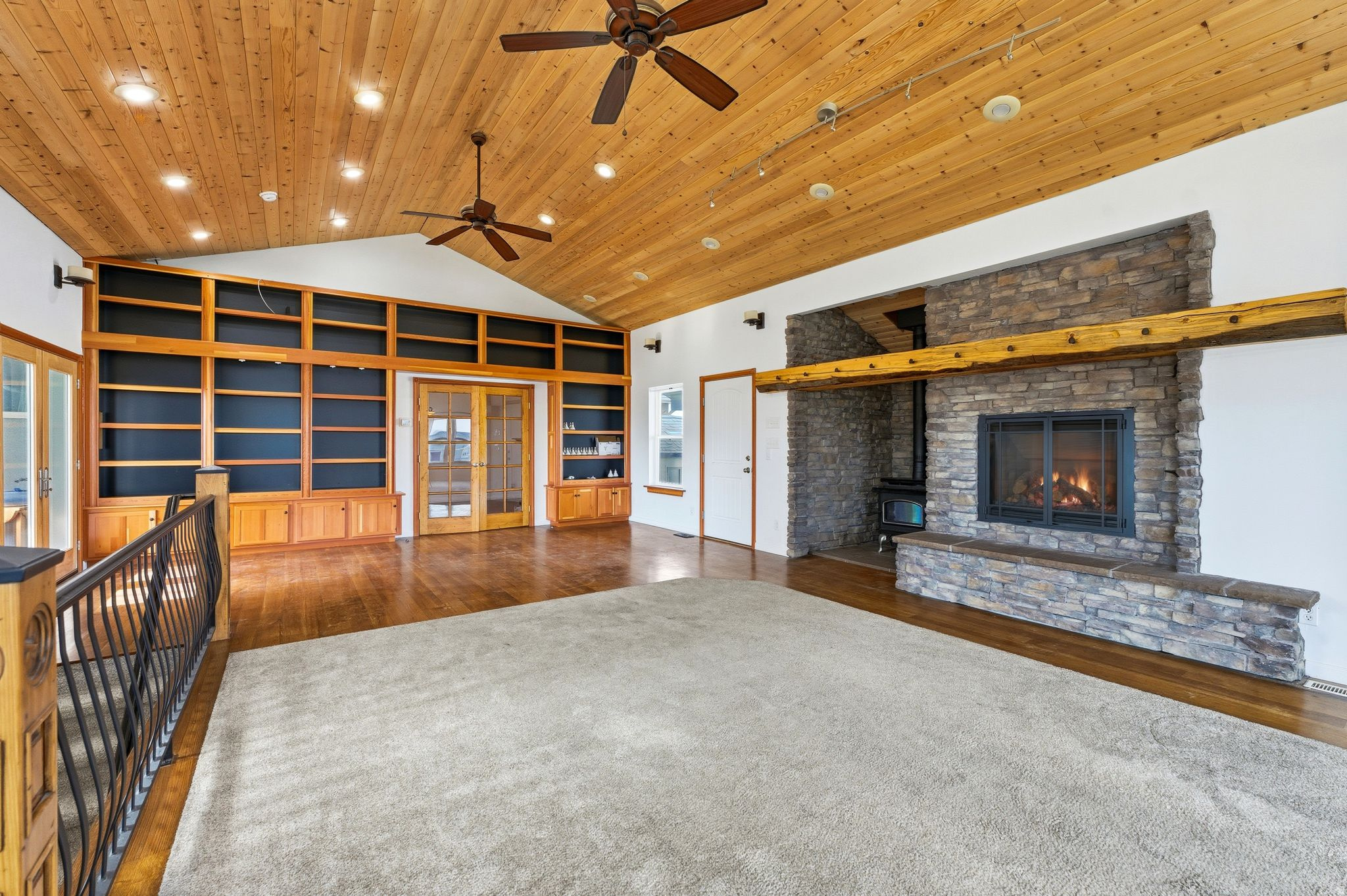 SUNSET DOWNS #2 - Residential