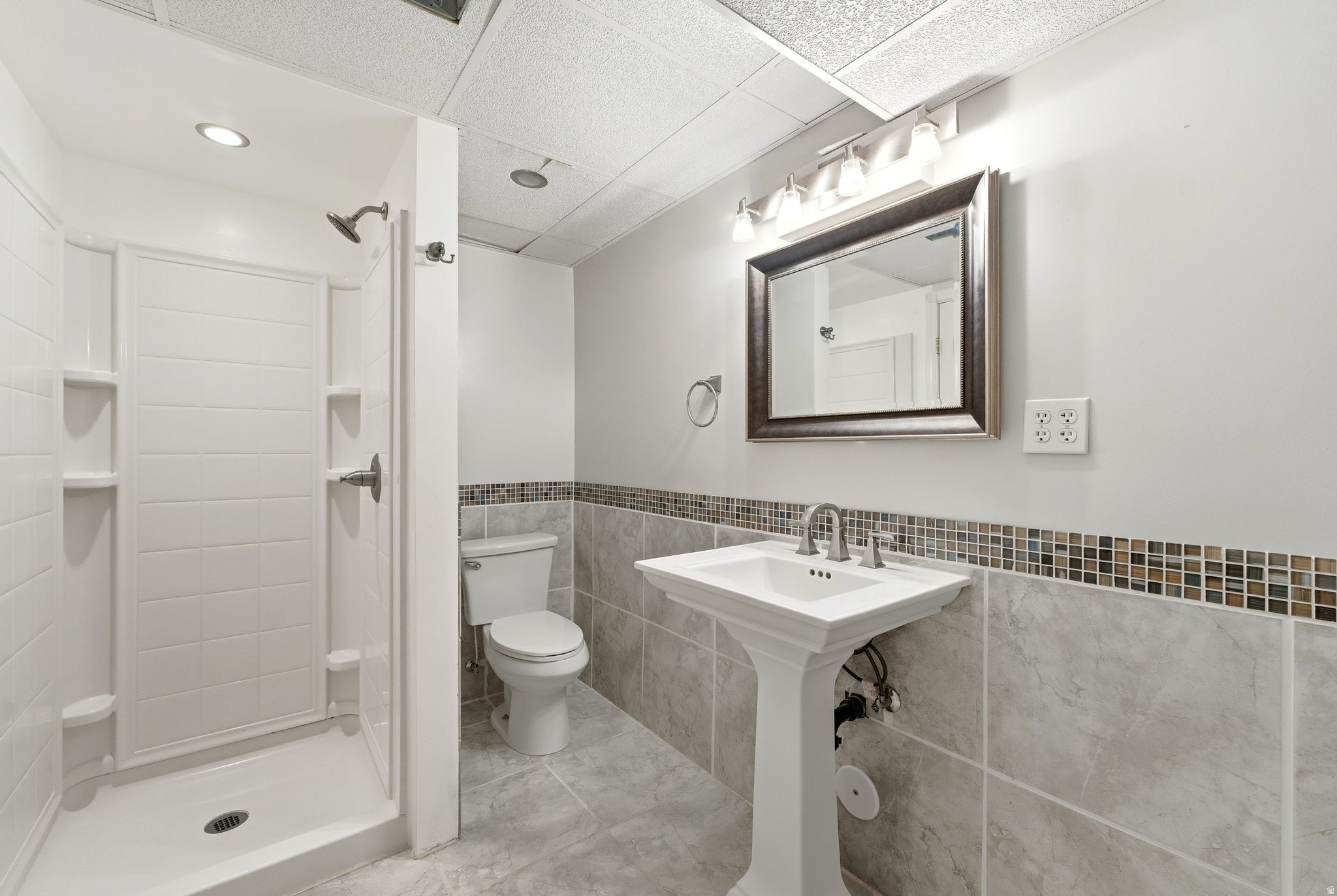 SUNSET DOWNS #2 - Residential