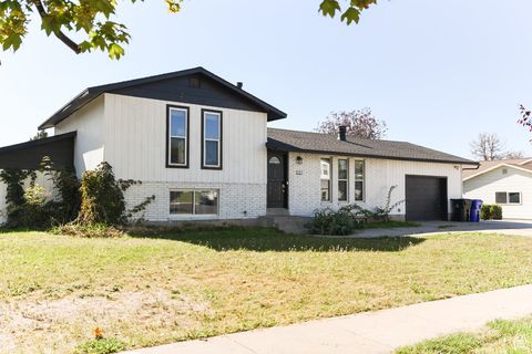 Tiny photo for 1121 W 1290 S, Syracuse, UT 84075 (MLS # 2117167)