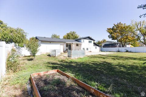 Tiny photo for 1121 W 1290 S, Syracuse, UT 84075 (MLS # 2117167)