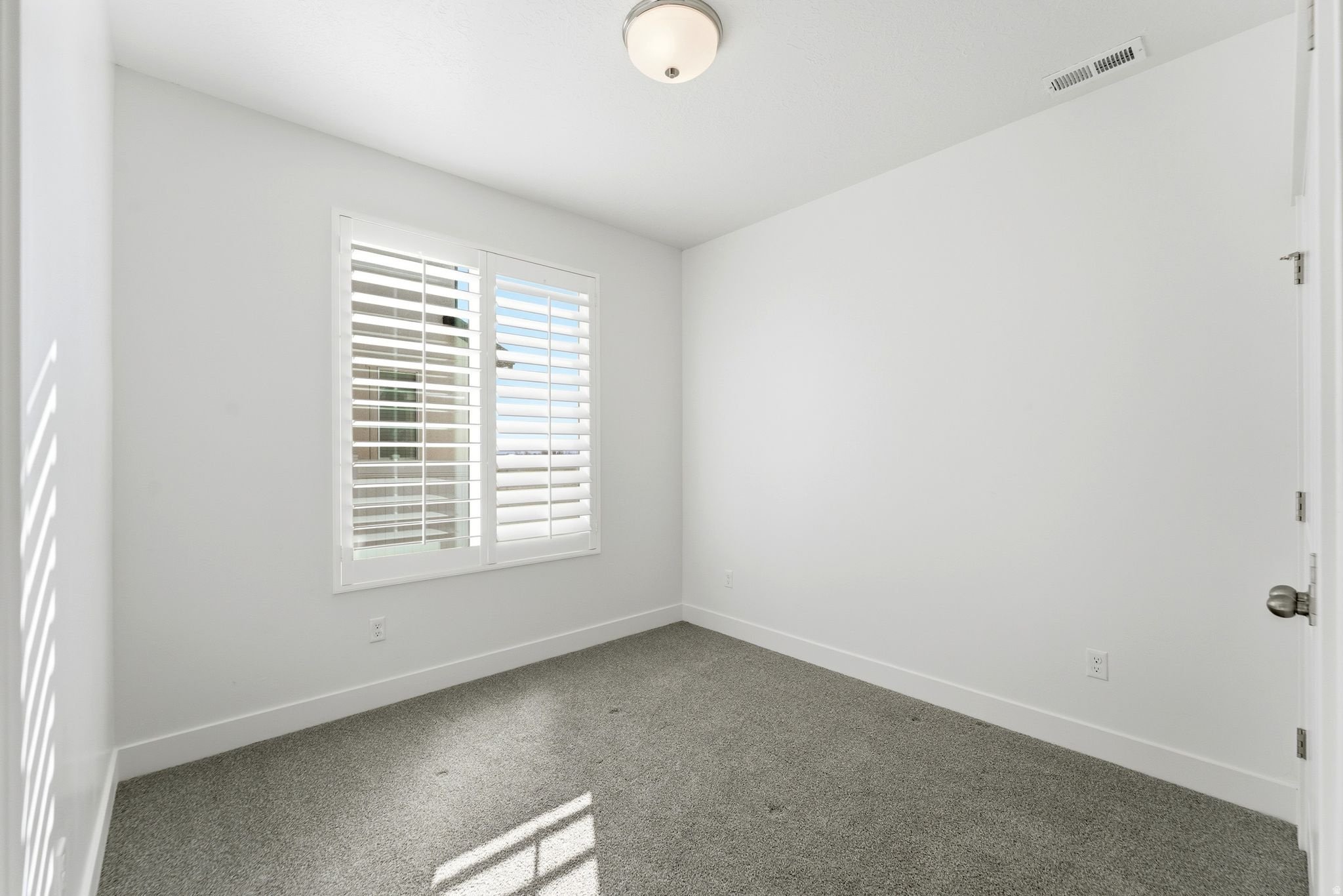 SHORELINE WEST - Residential