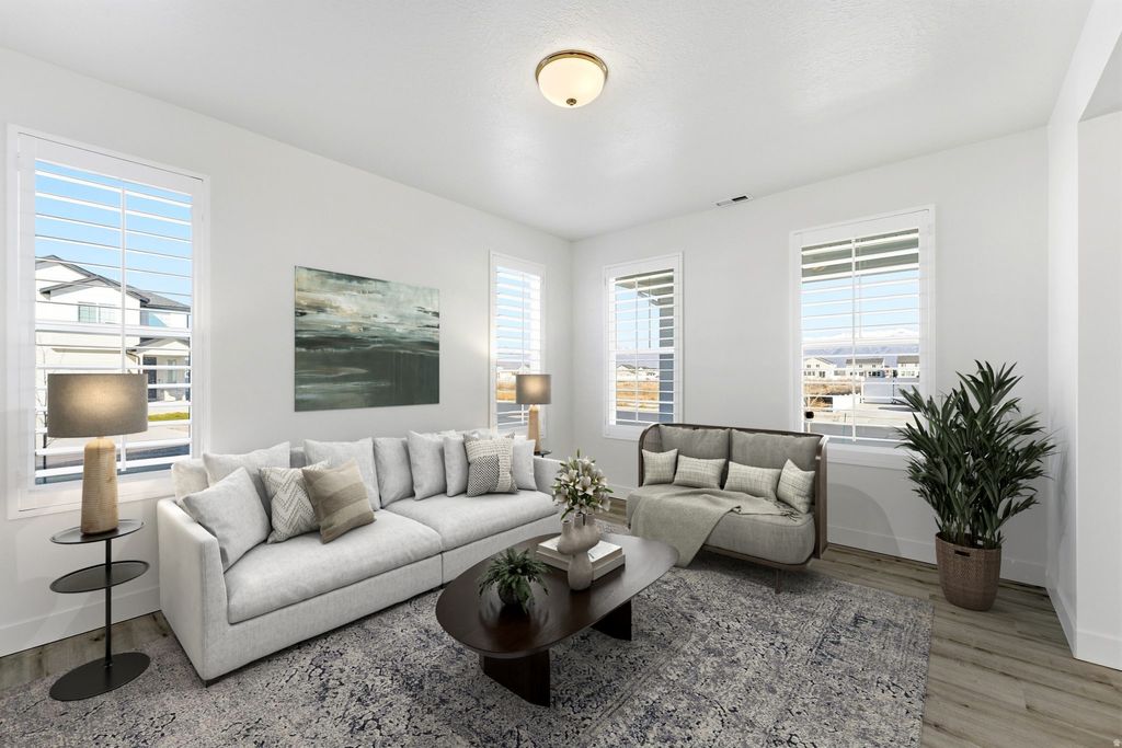 Photo of 3022 S SHORELINE DR S, Syracuse, UT 84075 (MLS # 2134648)