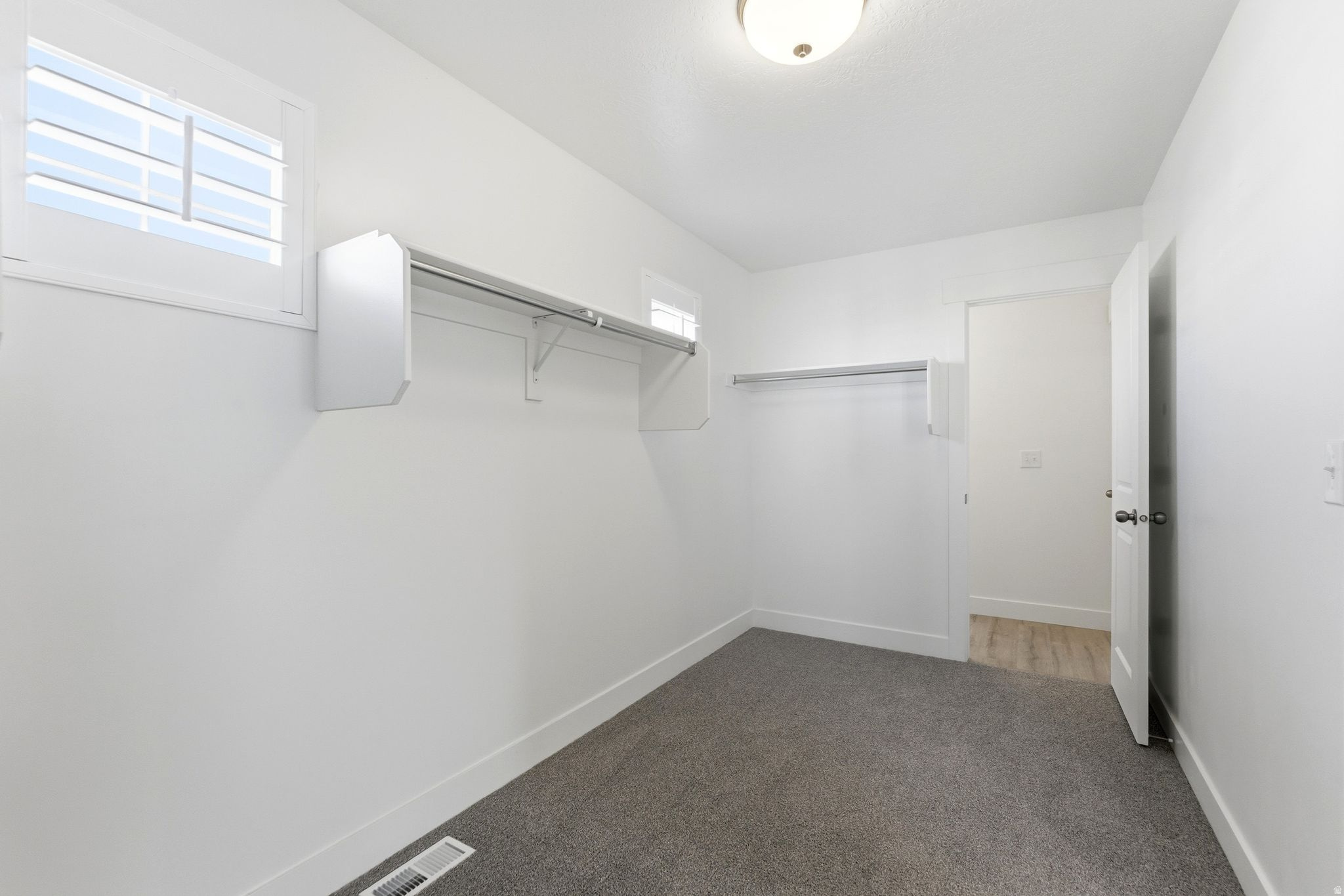 SHORELINE WEST - Residential