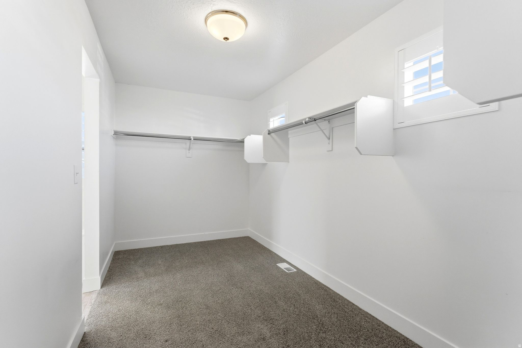 SHORELINE WEST - Residential