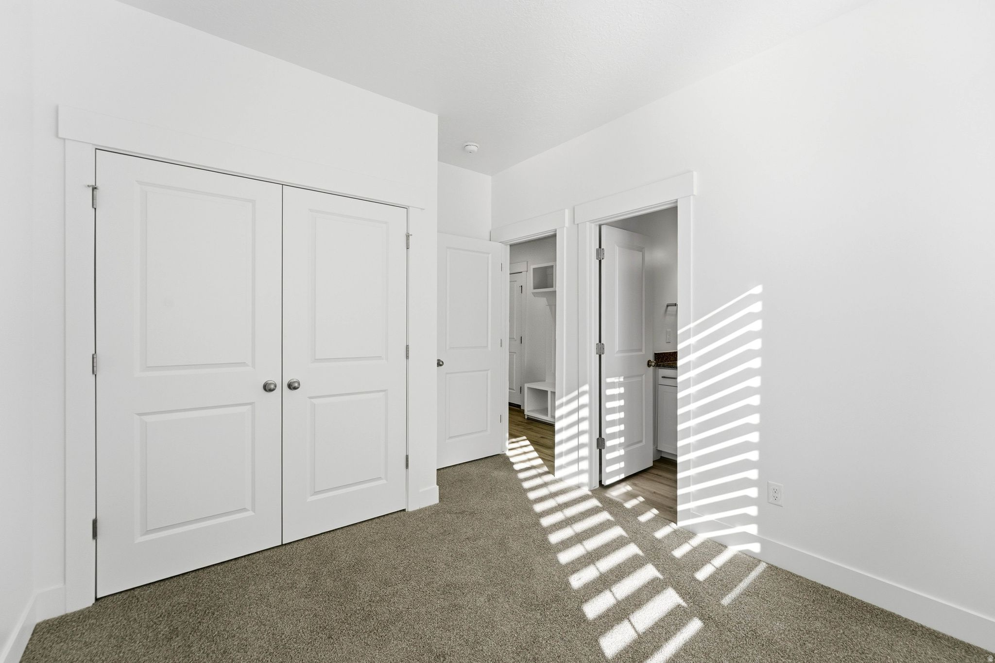 SHORELINE WEST - Residential