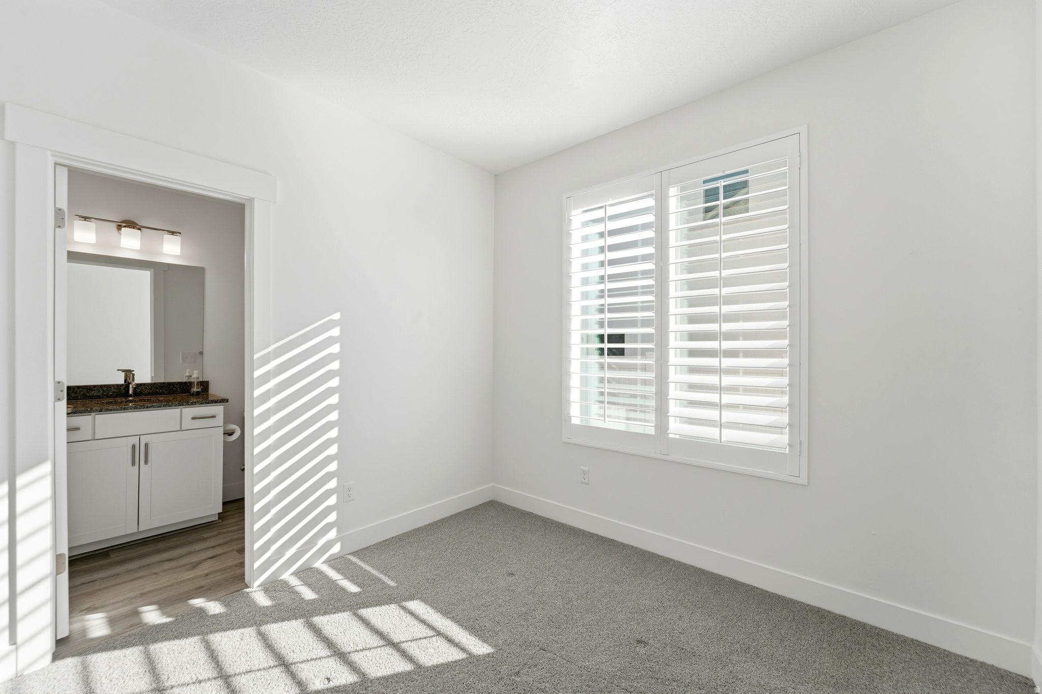 SHORELINE WEST - Residential