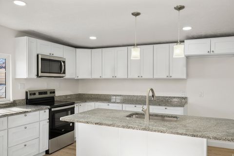 Tiny photo for 6016 S PAPRIKA CIR, Taylorsville, UT 84129 (MLS # 2137574)