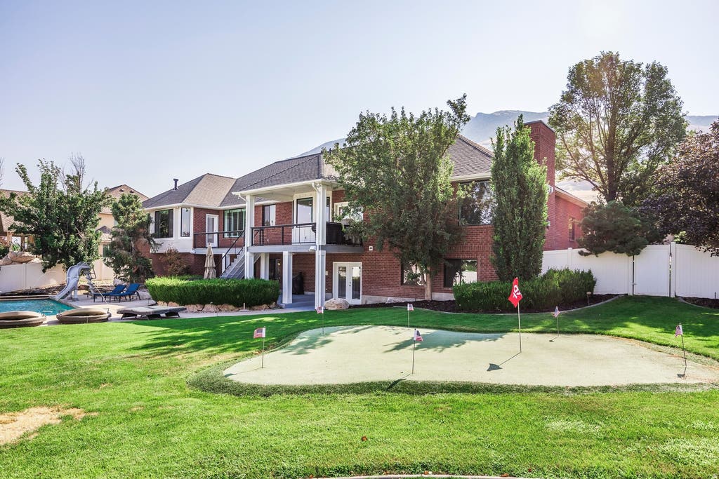 Photo of 13242 S BERRY PATCH CT, Draper, UT 84020 (MLS # 2176938)