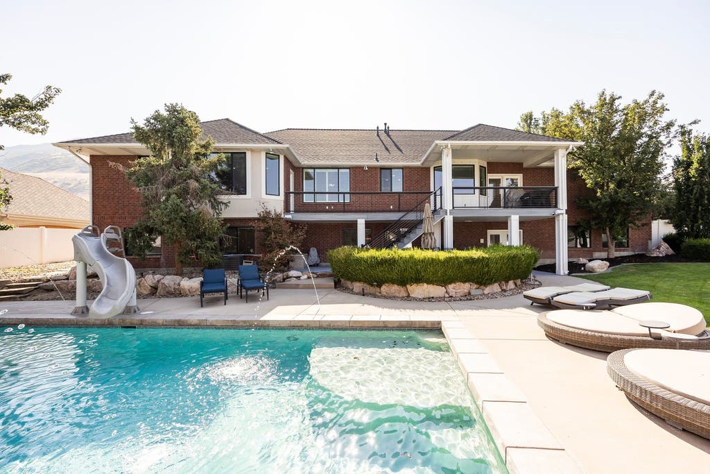 Photo of 13242 S BERRY PATCH CT, Draper, UT 84020 (MLS # 2176938)