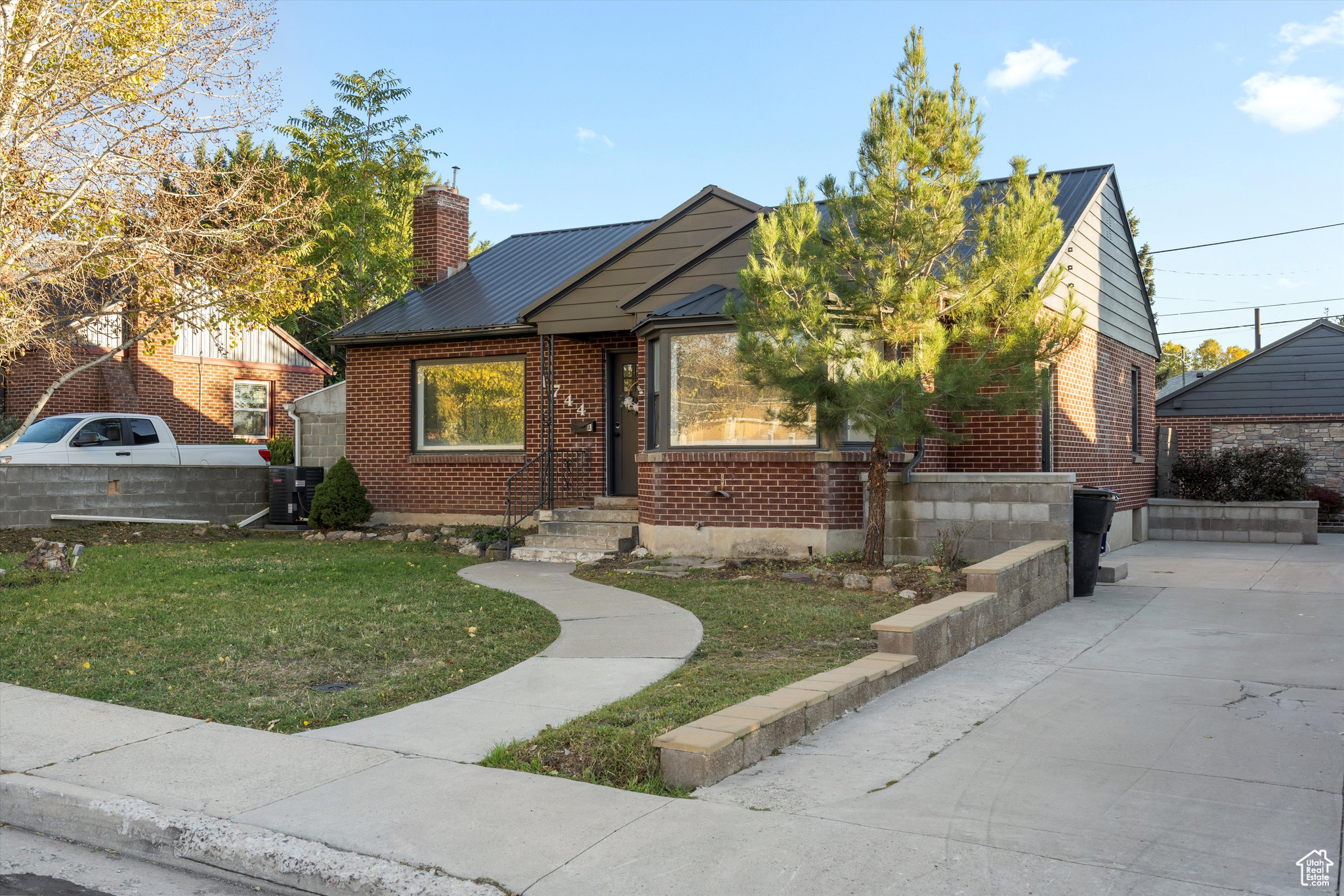 1744 E Horne Ave, Salt Lake City, Utah image 2