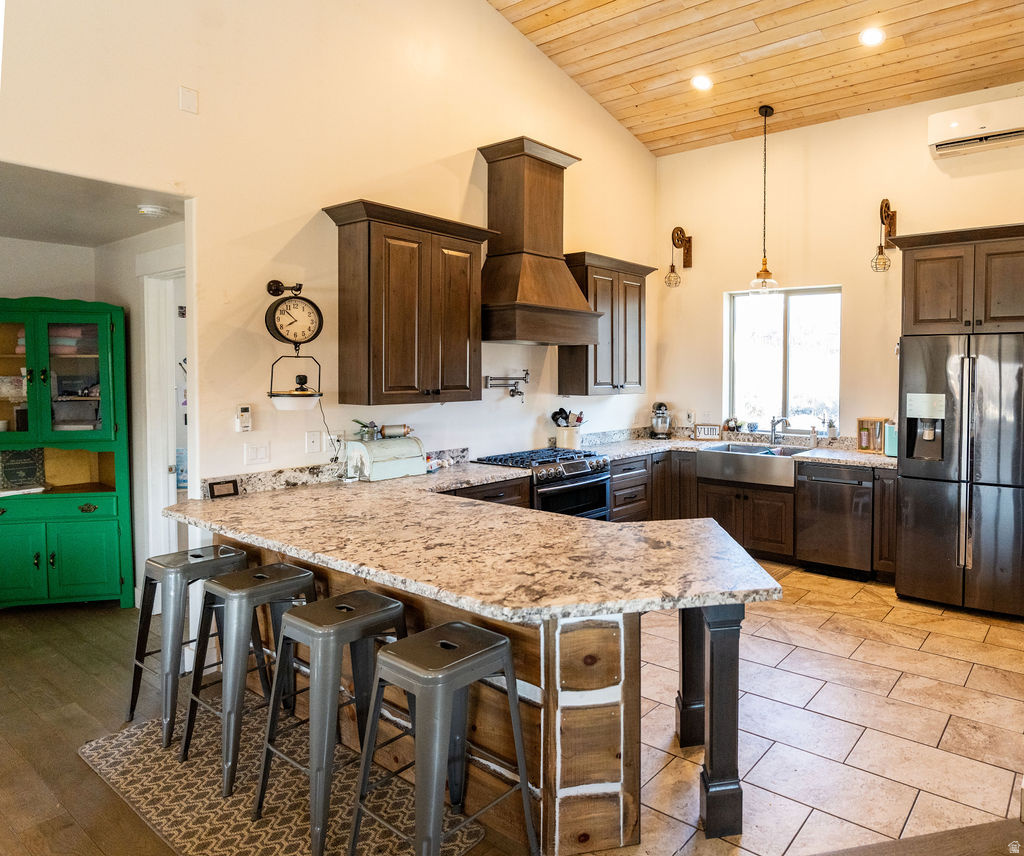 TIMBER LAKES - Residential