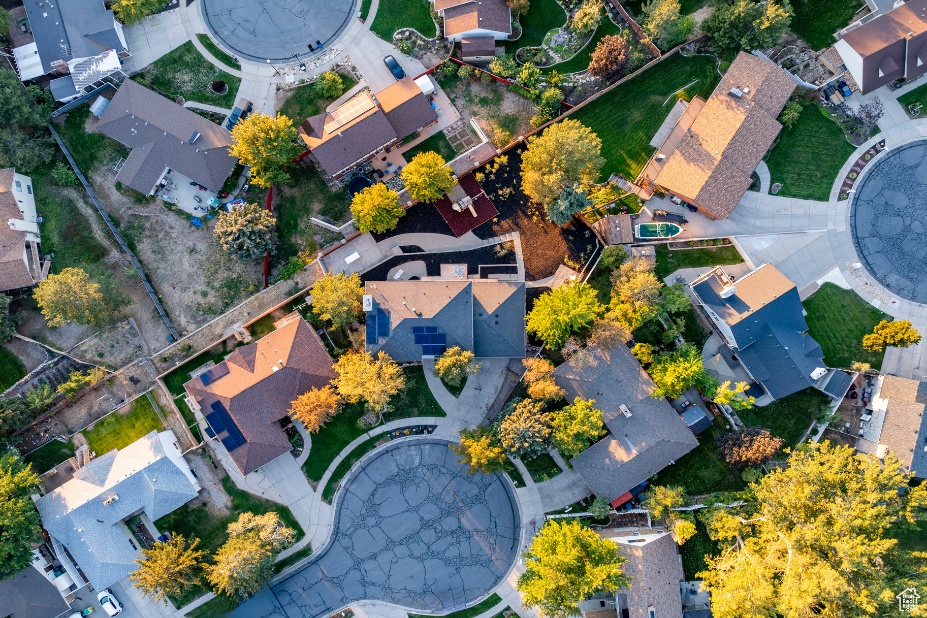 DIMPLE DELL VILLAGE - Residential