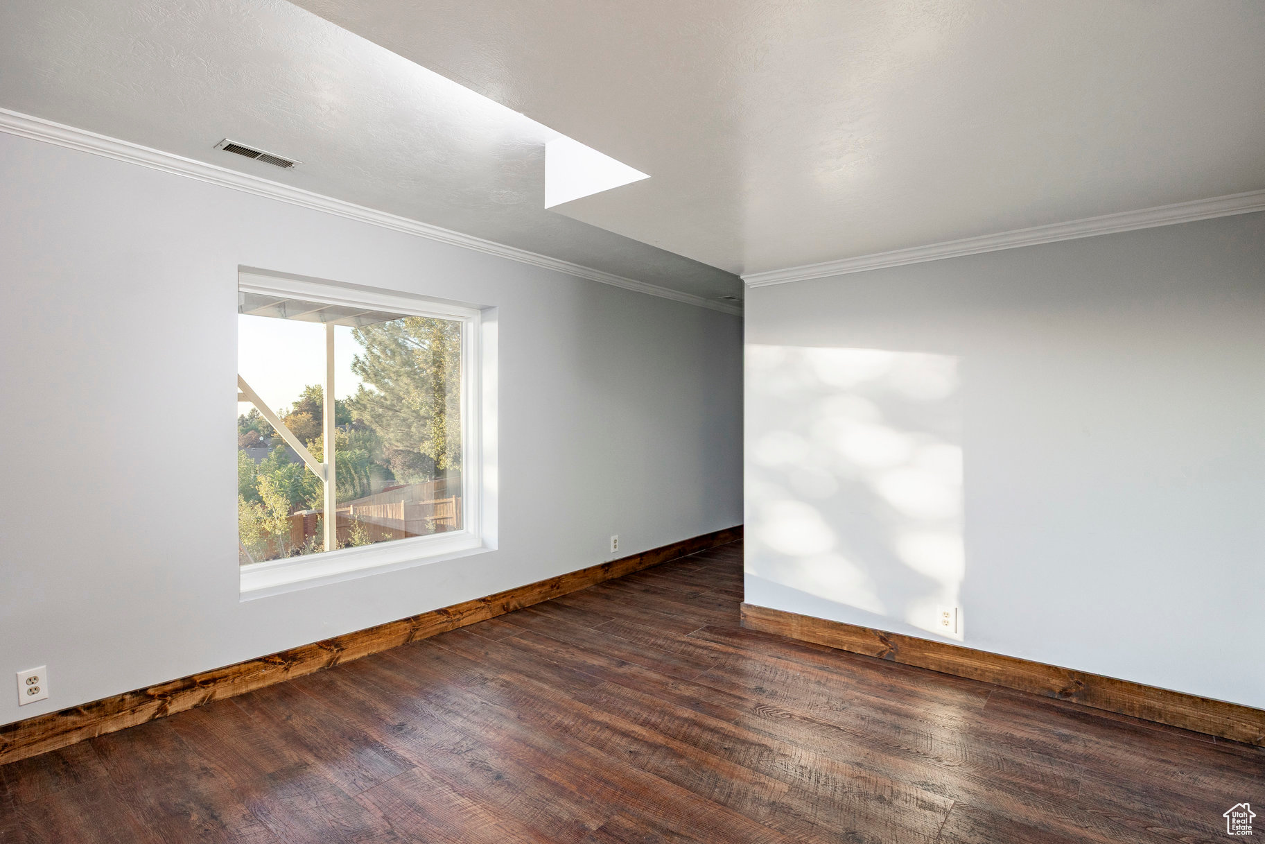 DIMPLE DELL VILLAGE - Residential