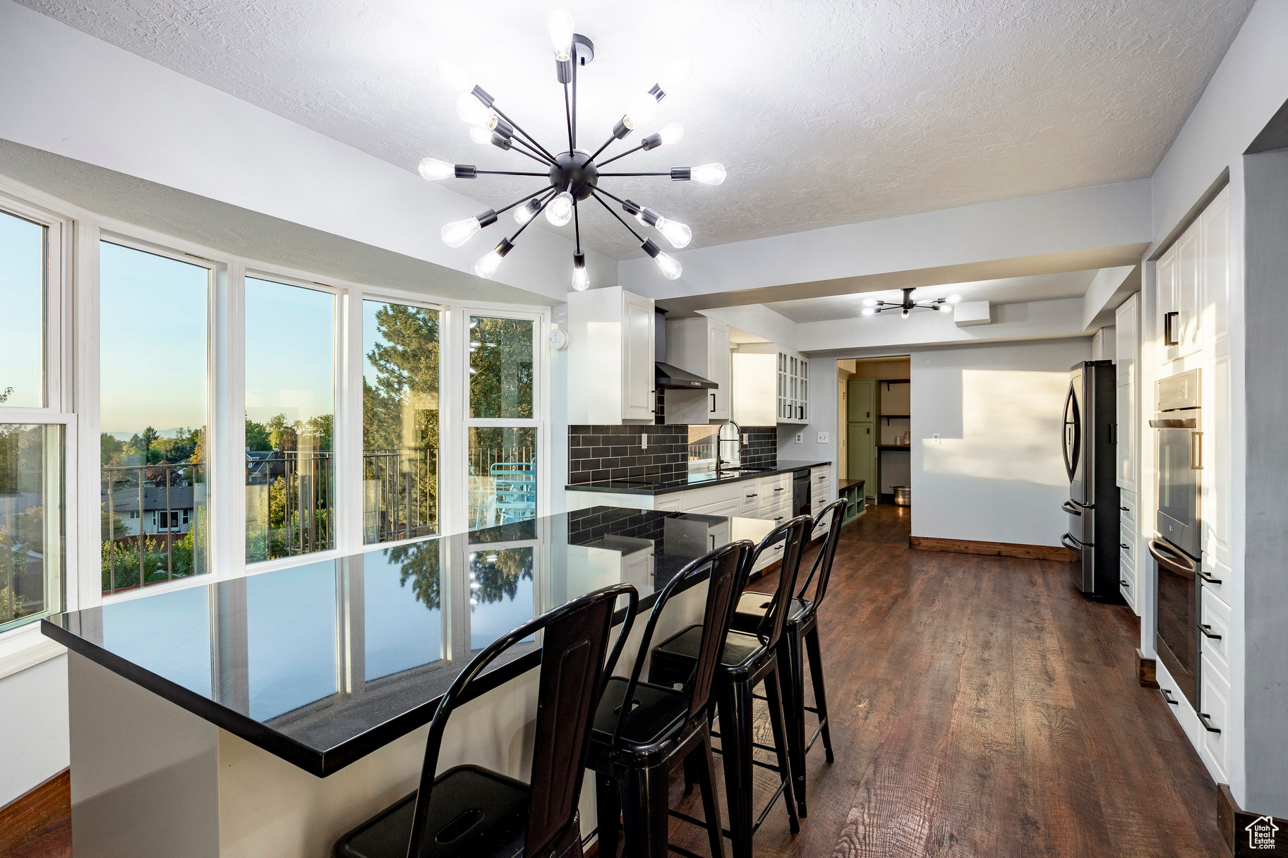 DIMPLE DELL VILLAGE - Residential