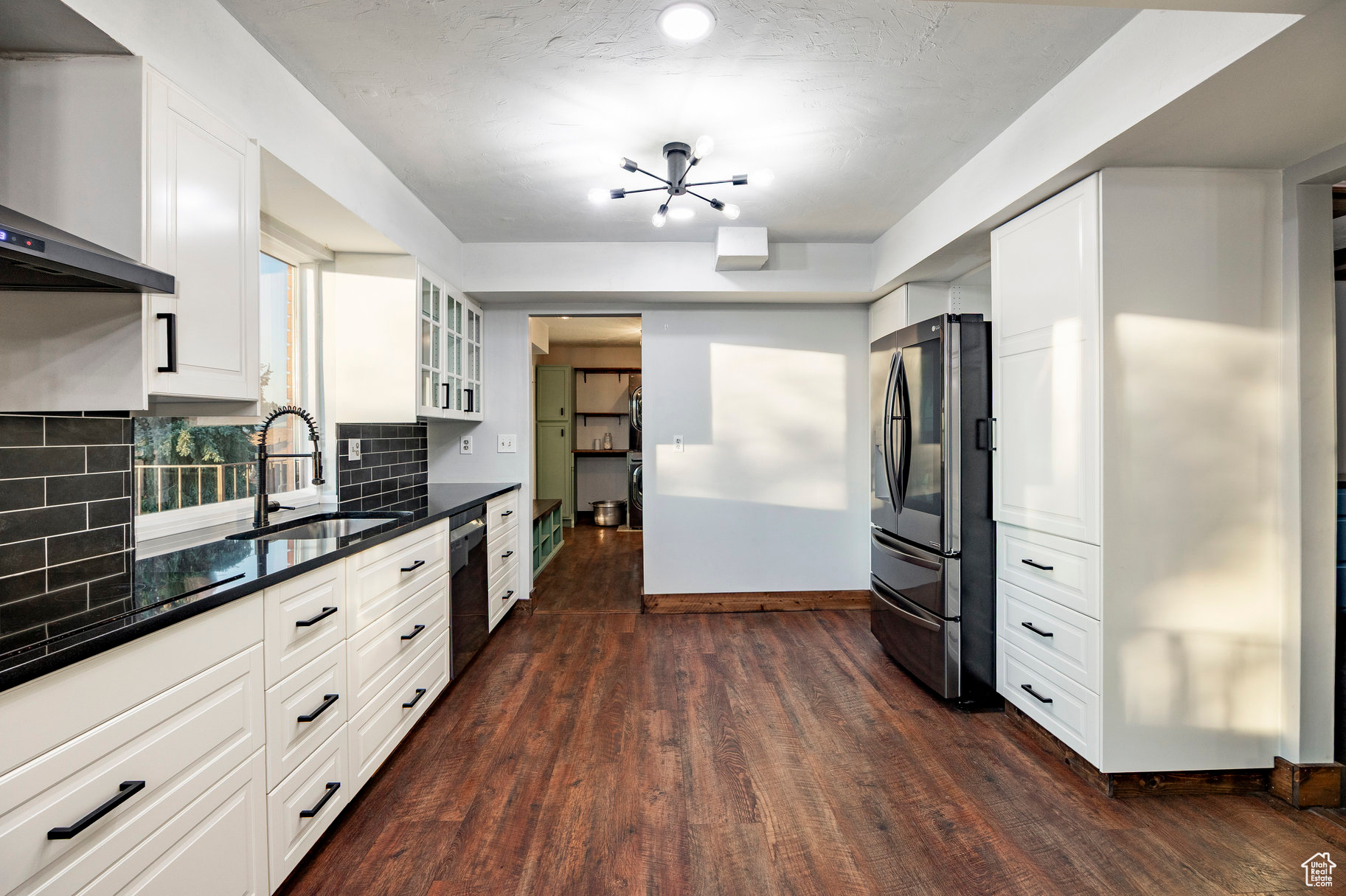 DIMPLE DELL VILLAGE - Residential
