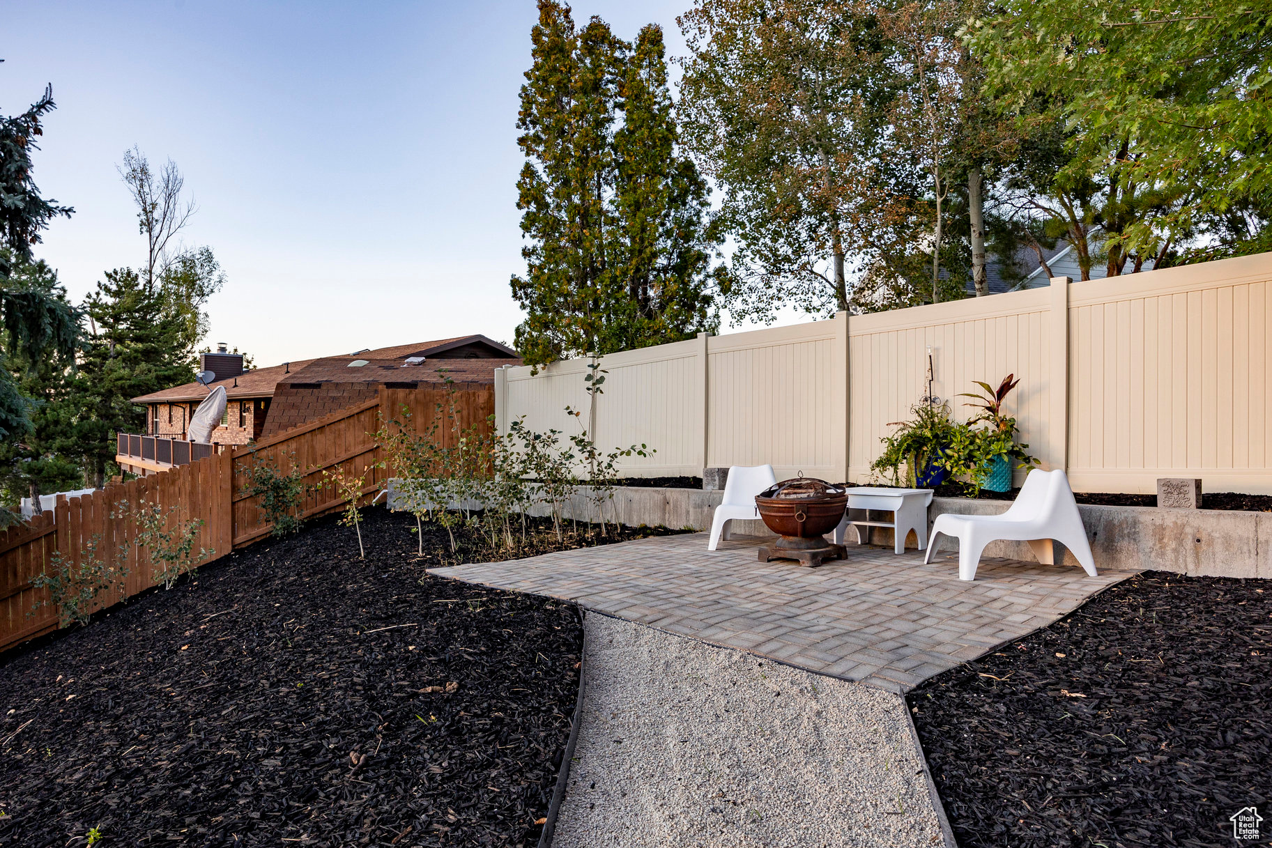 DIMPLE DELL VILLAGE - Residential