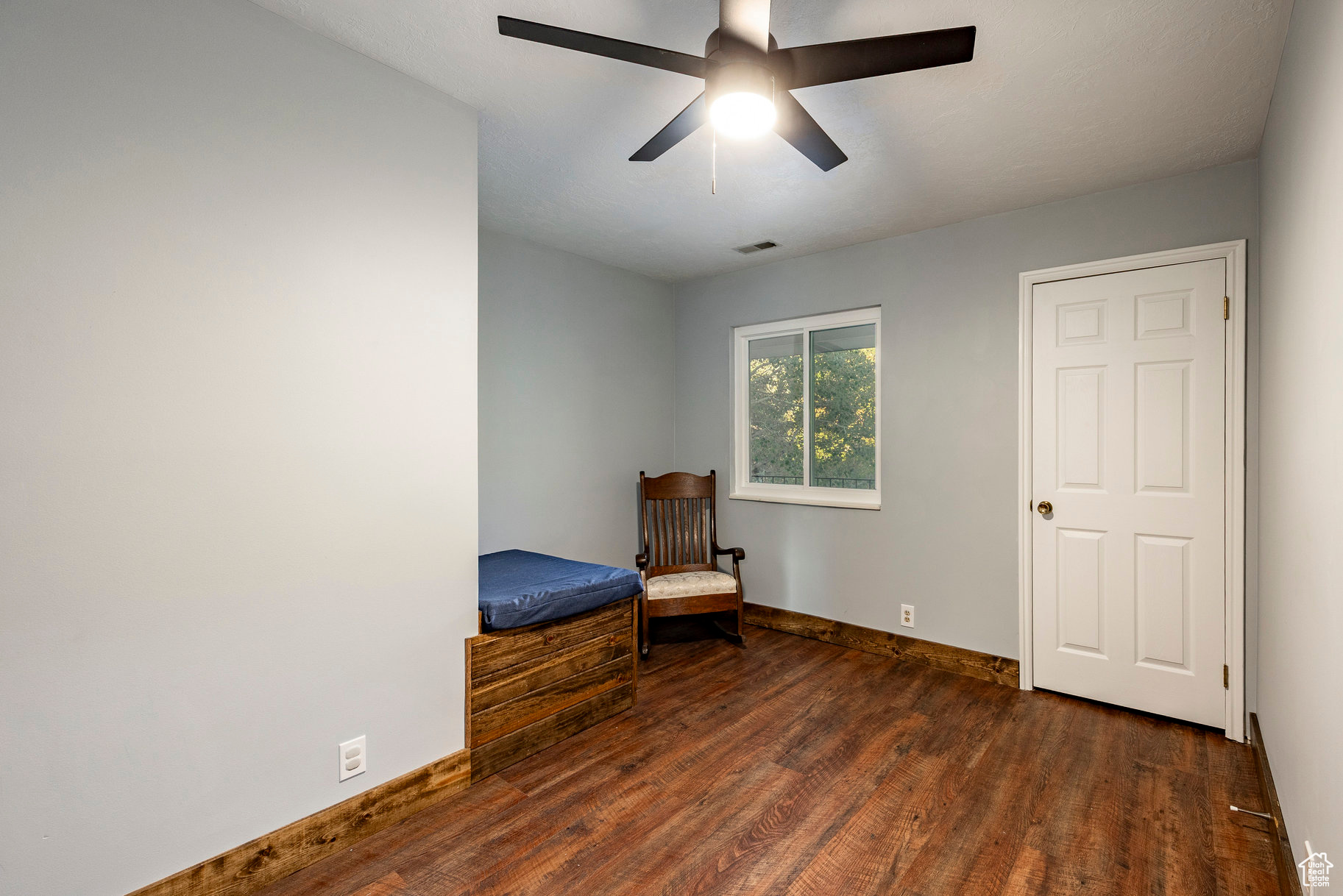 DIMPLE DELL VILLAGE - Residential