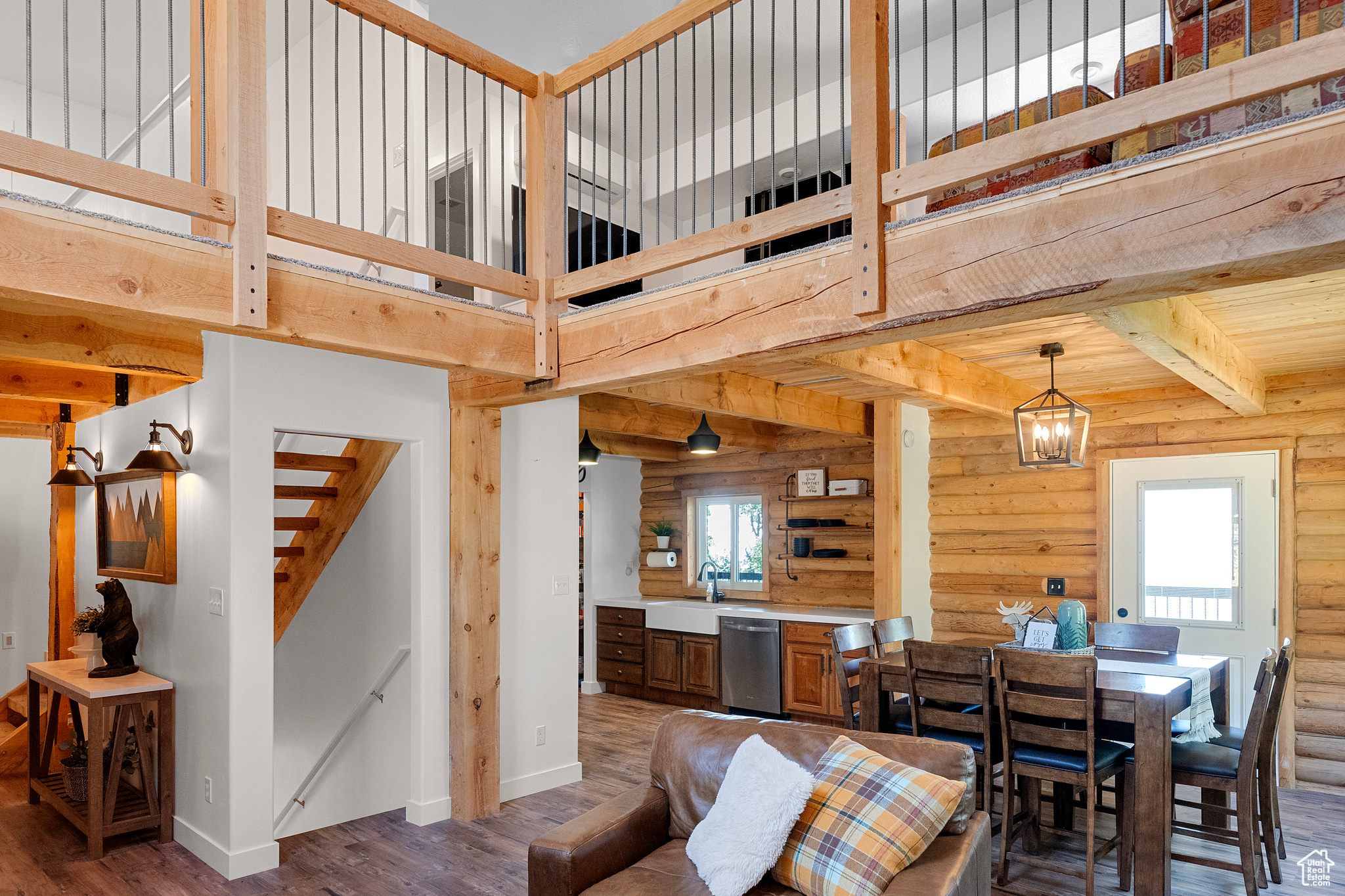 Fairview, Utah 84629, United States, 3 Bedrooms Bedrooms, ,2 BathroomsBathrooms,Residential,Pending,63059