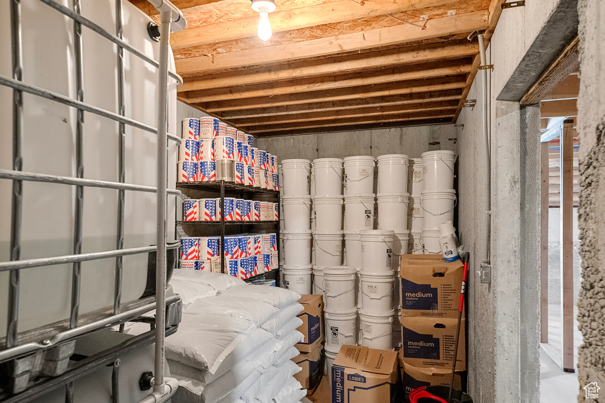 Fairview, Utah 84629, United States, 3 Bedrooms Bedrooms, ,2 BathroomsBathrooms,Residential,Pending,63059