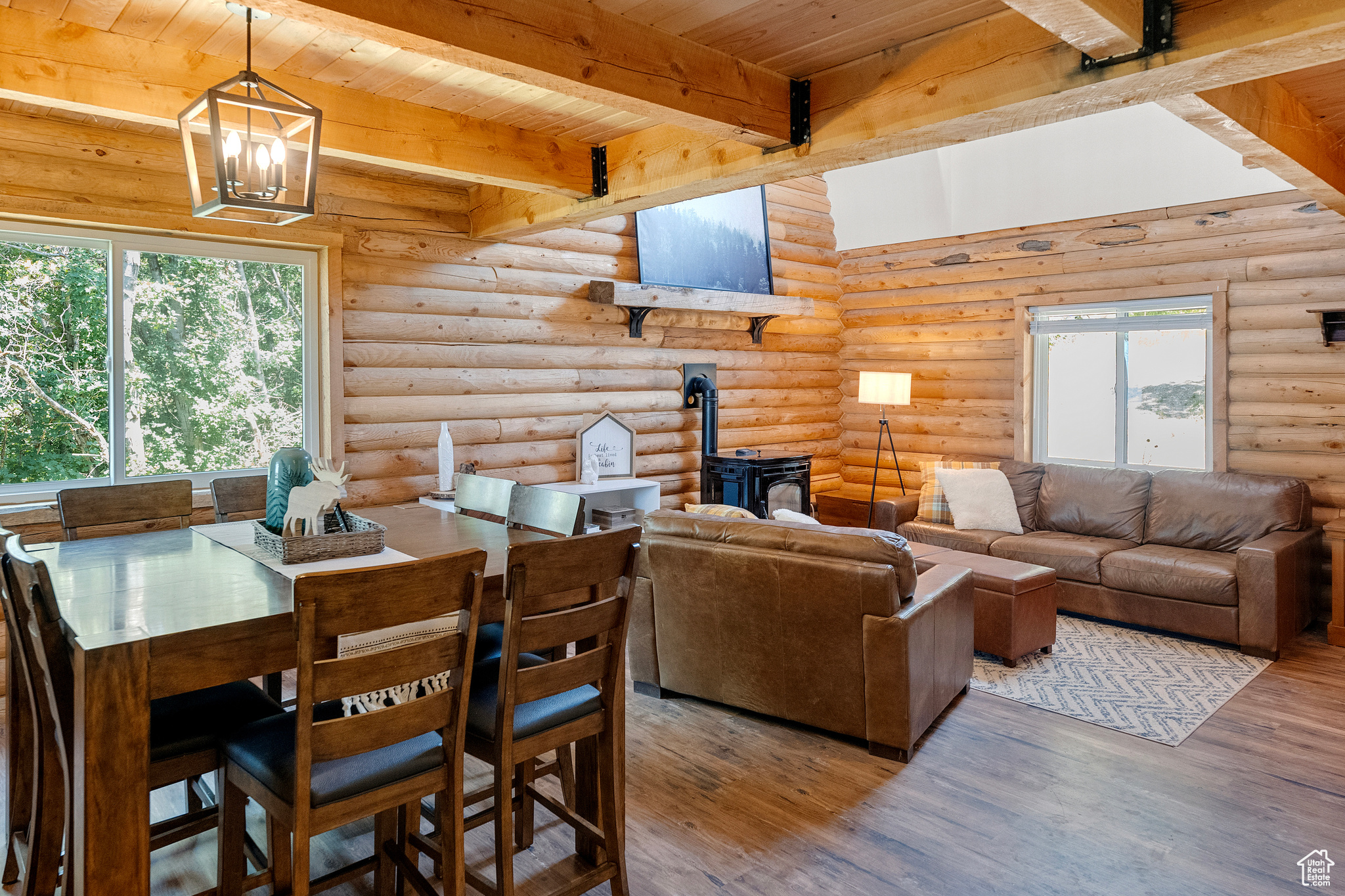 Fairview, Utah 84629, United States, 3 Bedrooms Bedrooms, ,2 BathroomsBathrooms,Residential,Pending,63059