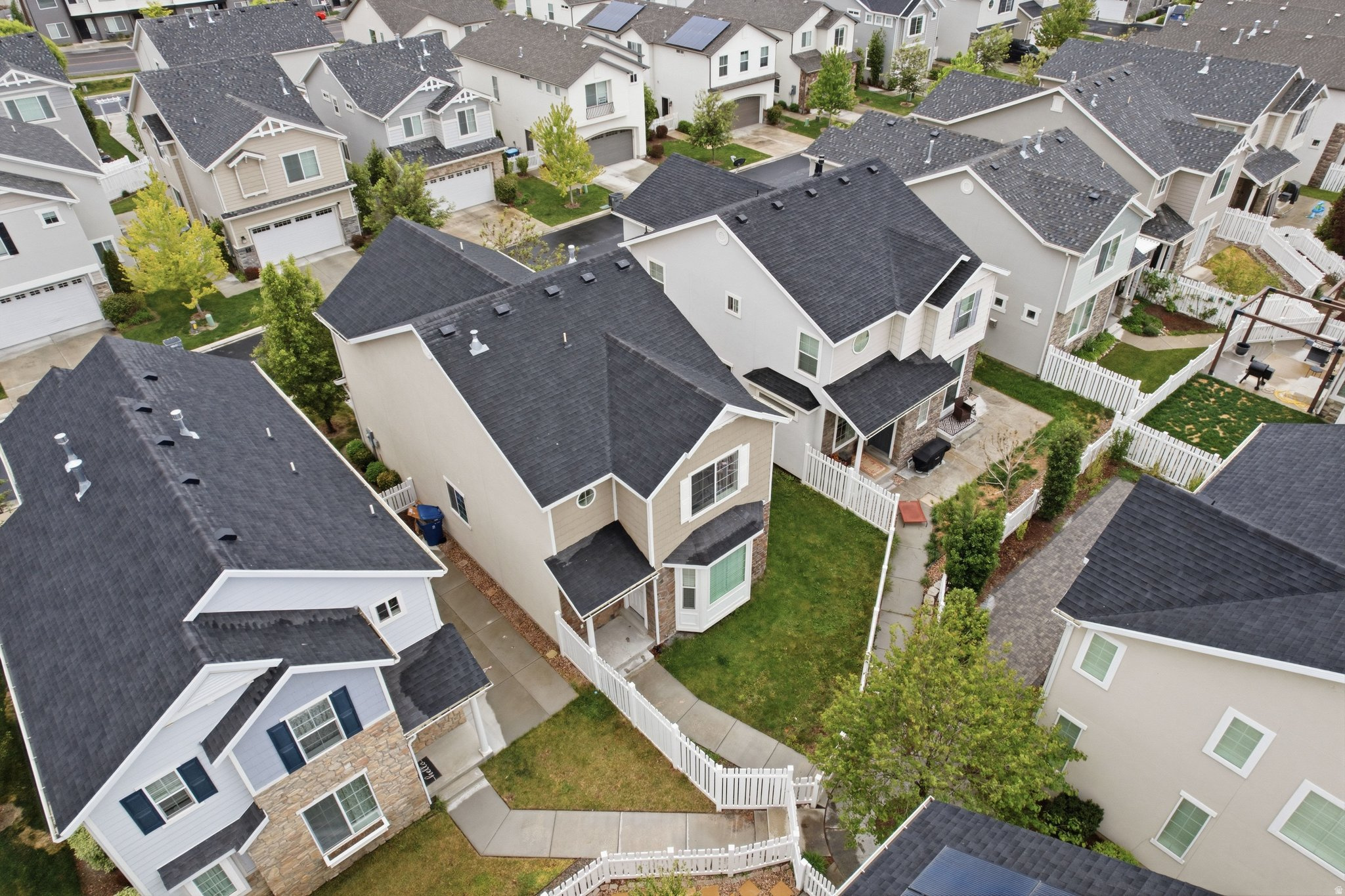 GARDEN GROVE - Residential